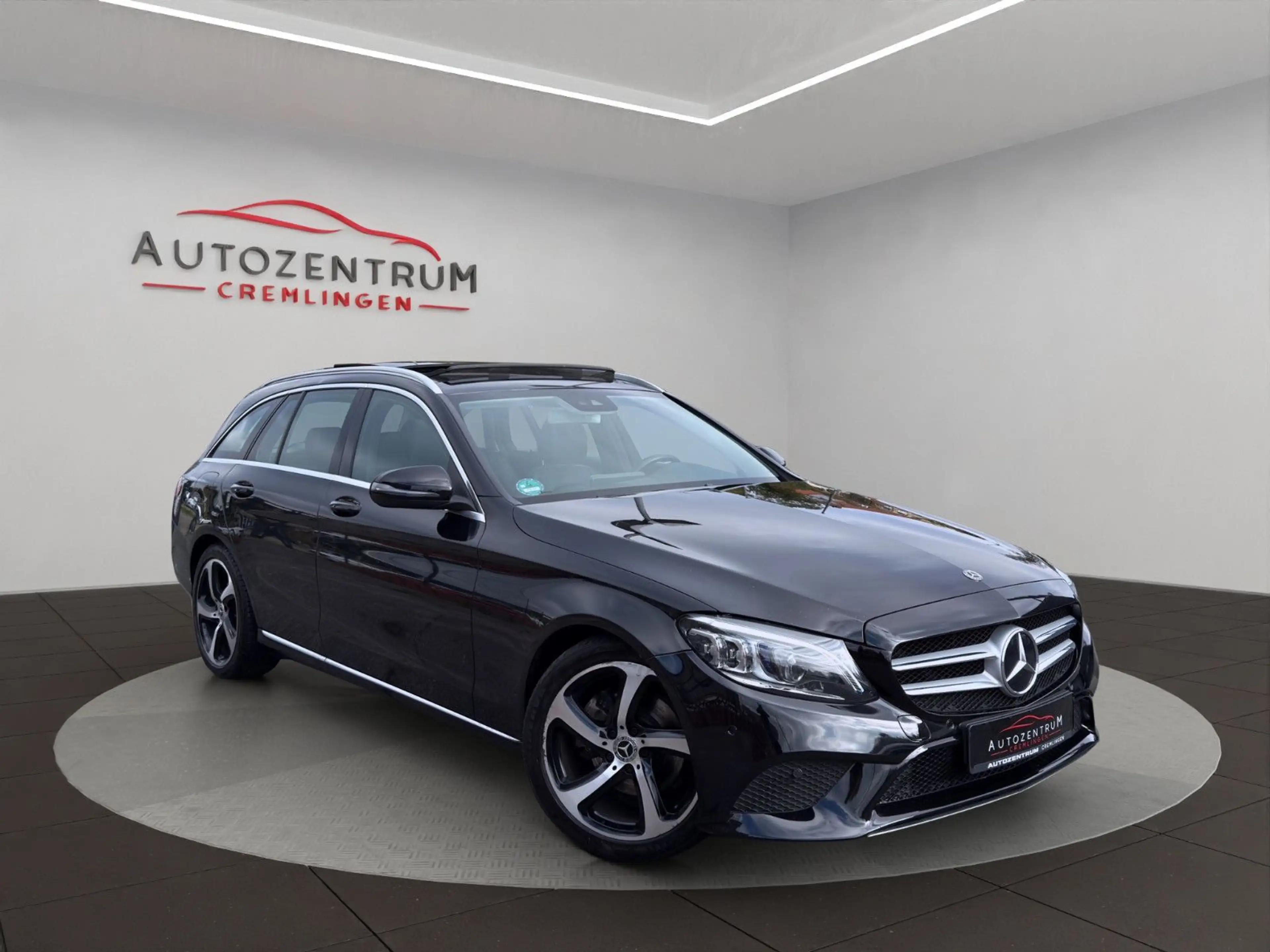 Mercedes-Benz C 220 C220d 9G T PANO LEDER MEMORY MULTIB CAM 17" — photo 3