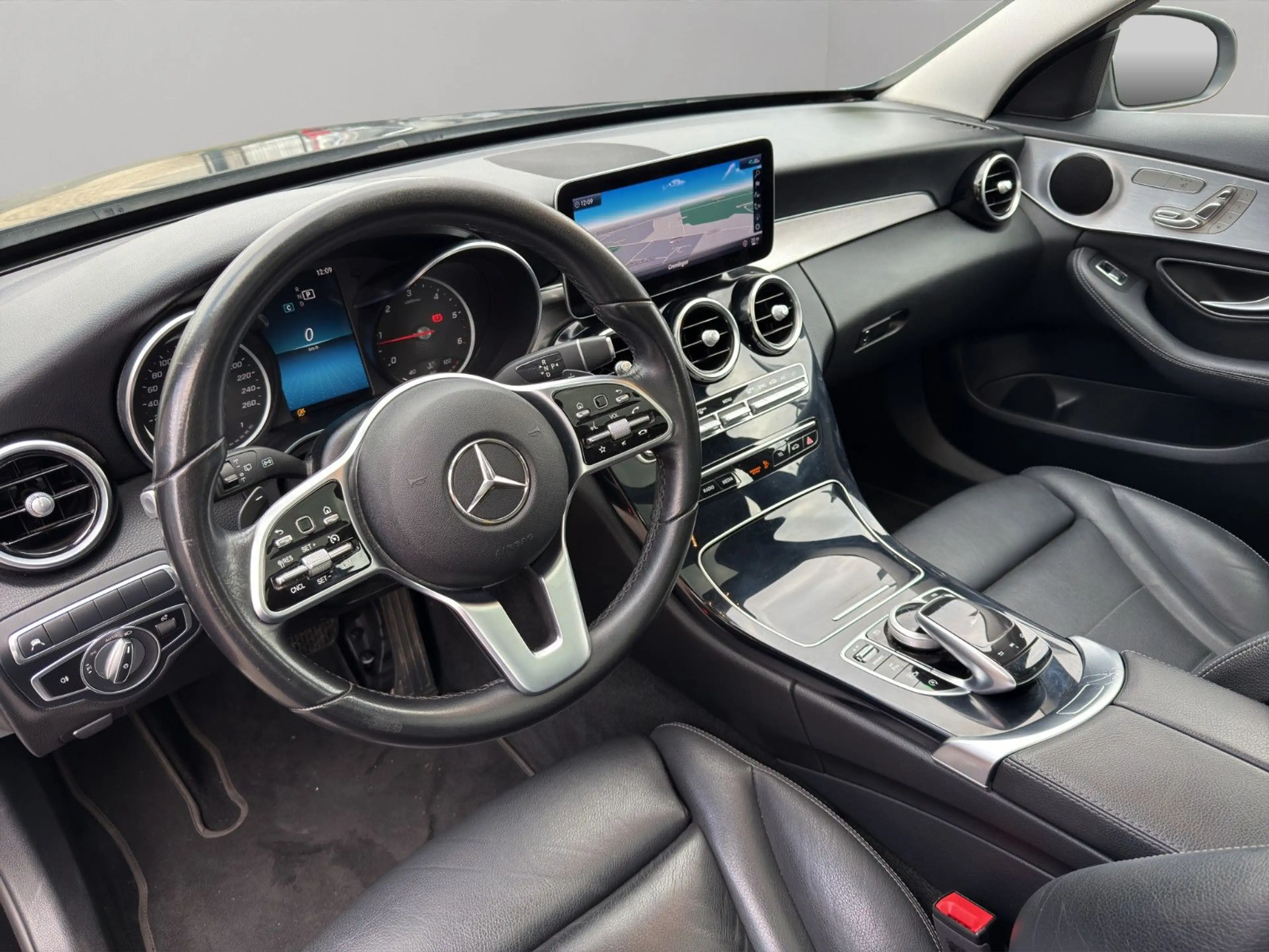 Mercedes-Benz C 220 C220d 9G T PANO LEDER MEMORY MULTIB CAM 17" — photo 11