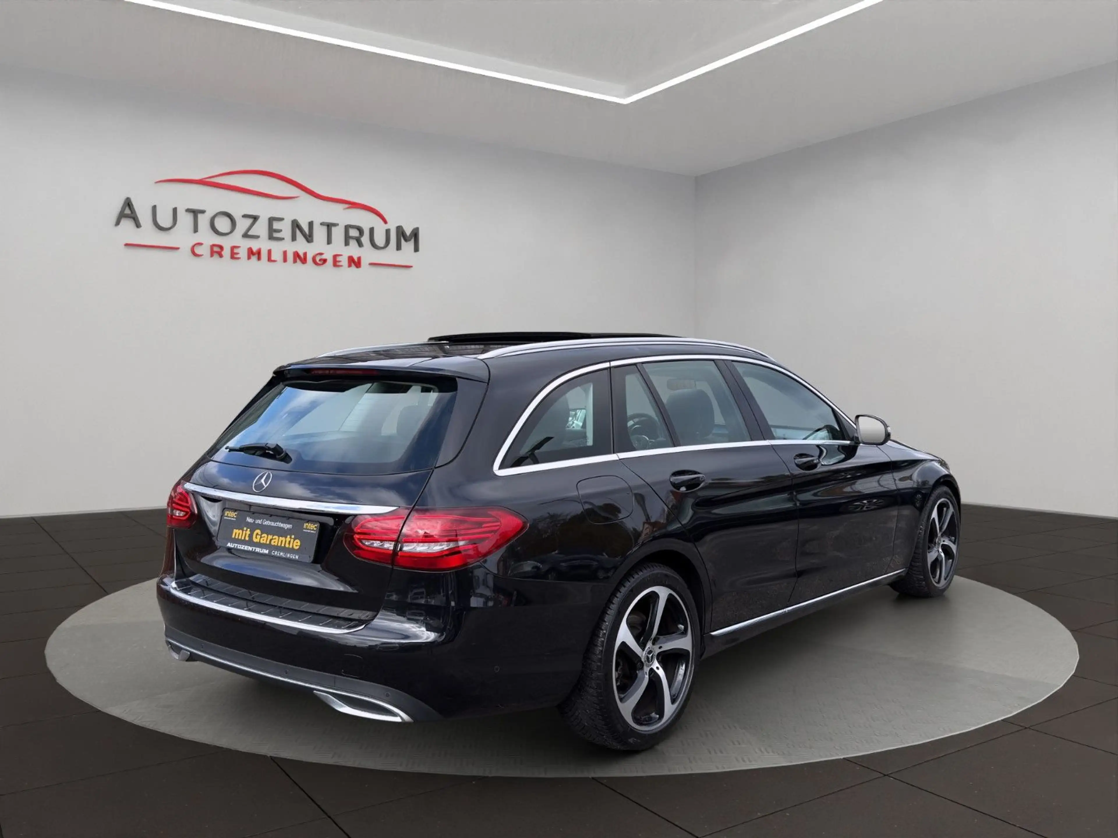 Mercedes-Benz C 220 C220d 9G T PANO LEDER MEMORY MULTIB CAM 17" — photo 5