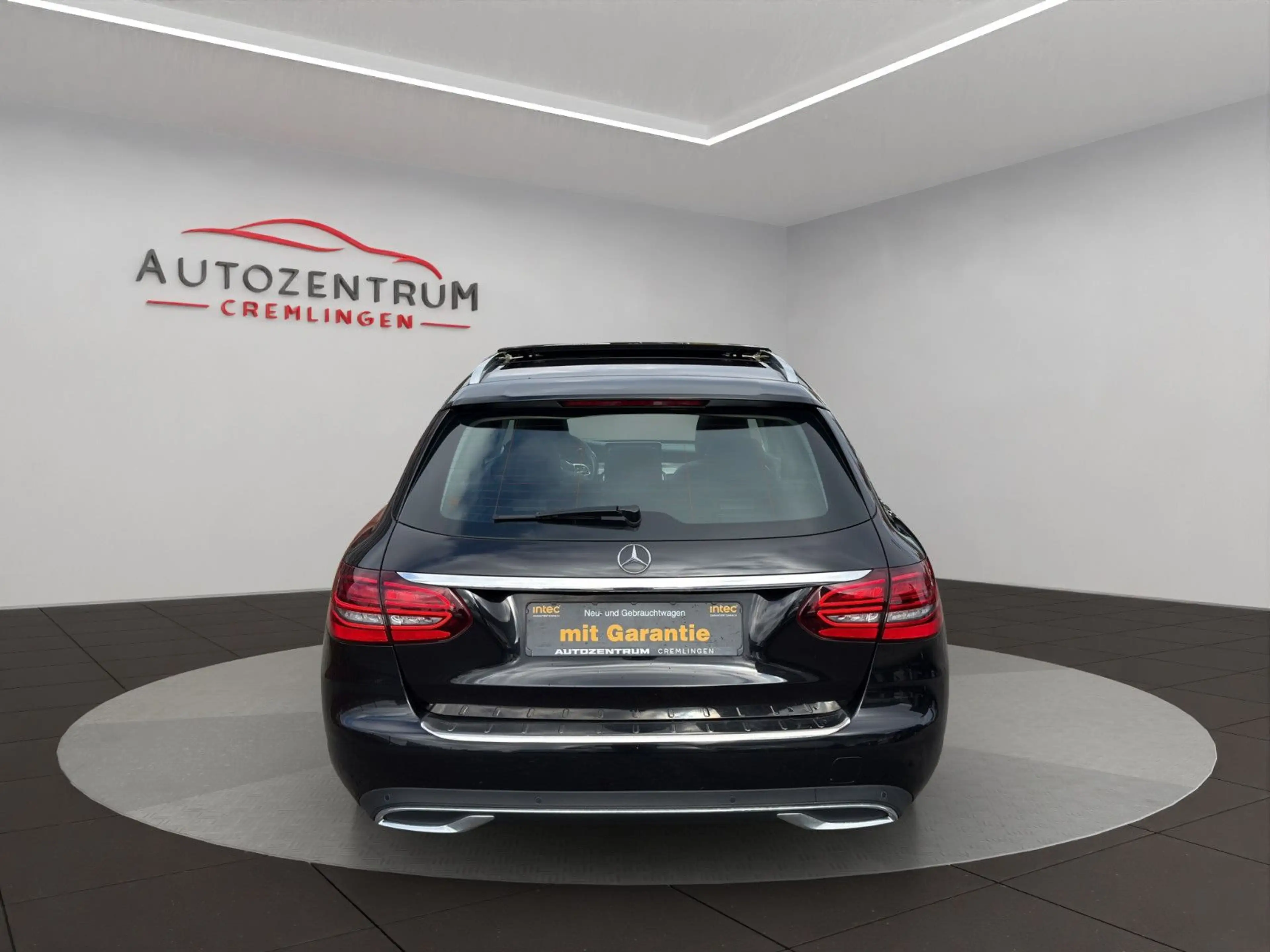 Mercedes-Benz C 220 C220d 9G T PANO LEDER MEMORY MULTIB CAM 17" — photo 6