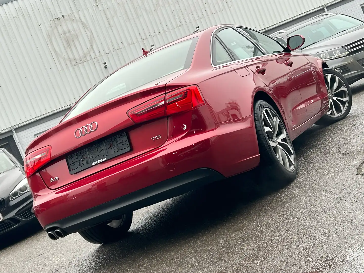Audi A6 2.0 TDi * XENON + CUIR + GPS + CAMERA + JANTES * Roşu - 2