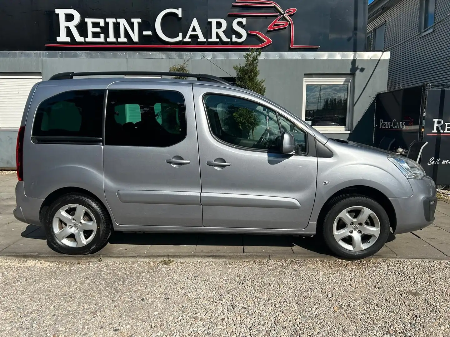 Peugeot Partner Tepee/I.HD/AHK/PDC/SHZ/MEDIA-DISP/TEMPOM Gris - 2