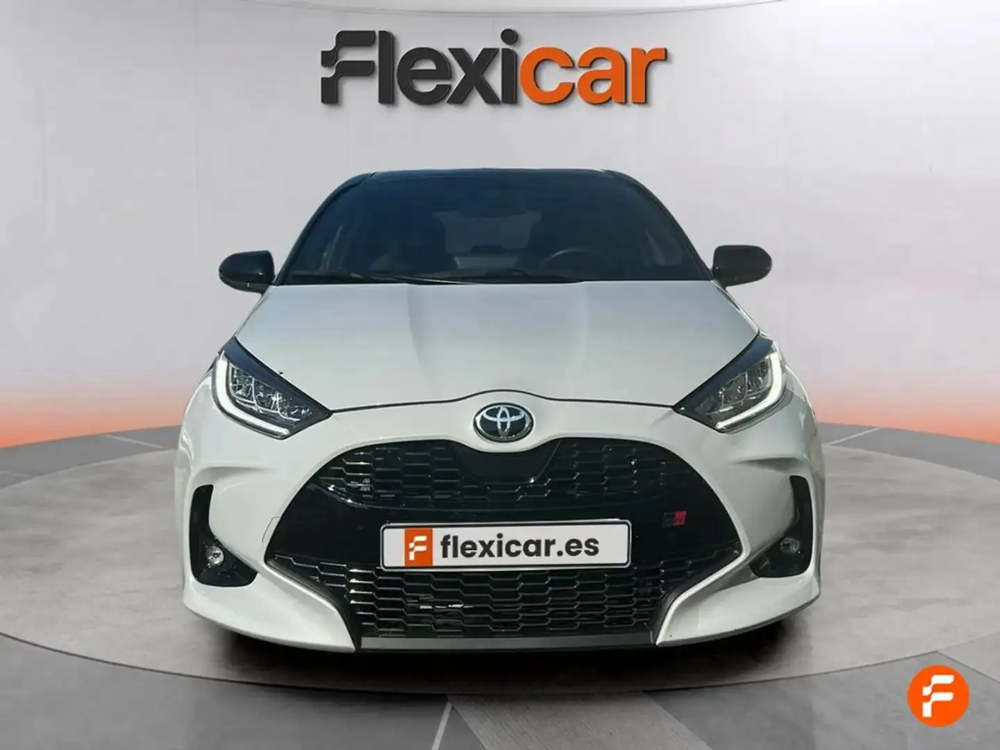 Toyota Yaris 1.5 120H GR Sport Gris - 2