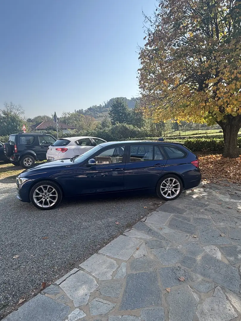 BMW 320 320d Touring xdrive Business Advantage auto Blu/Azzurro - 2
