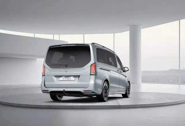 Mercedes-Benz V 300 d 4MATIC EXCLUSIVE Lang 6 Sitze AHK 2,5t Ansicht 14