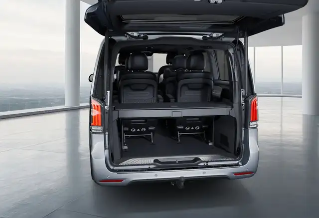 Mercedes-Benz V 300 d 4MATIC EXCLUSIVE Lang 6 Sitze AHK 2,5t Ansicht 23