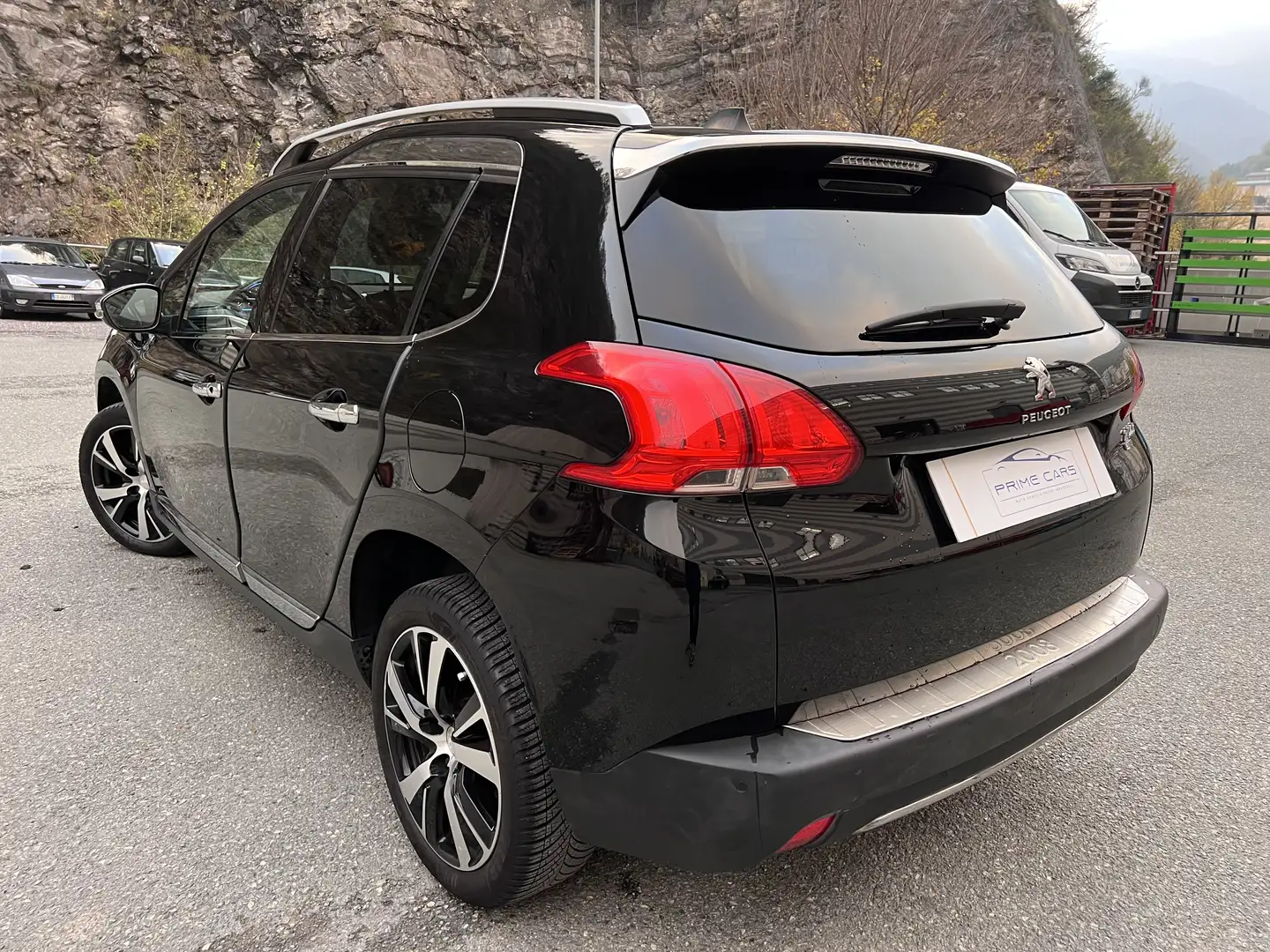 Peugeot 2008 1.6 e-hdi 8v Urban Cross 92cv Noir - 2