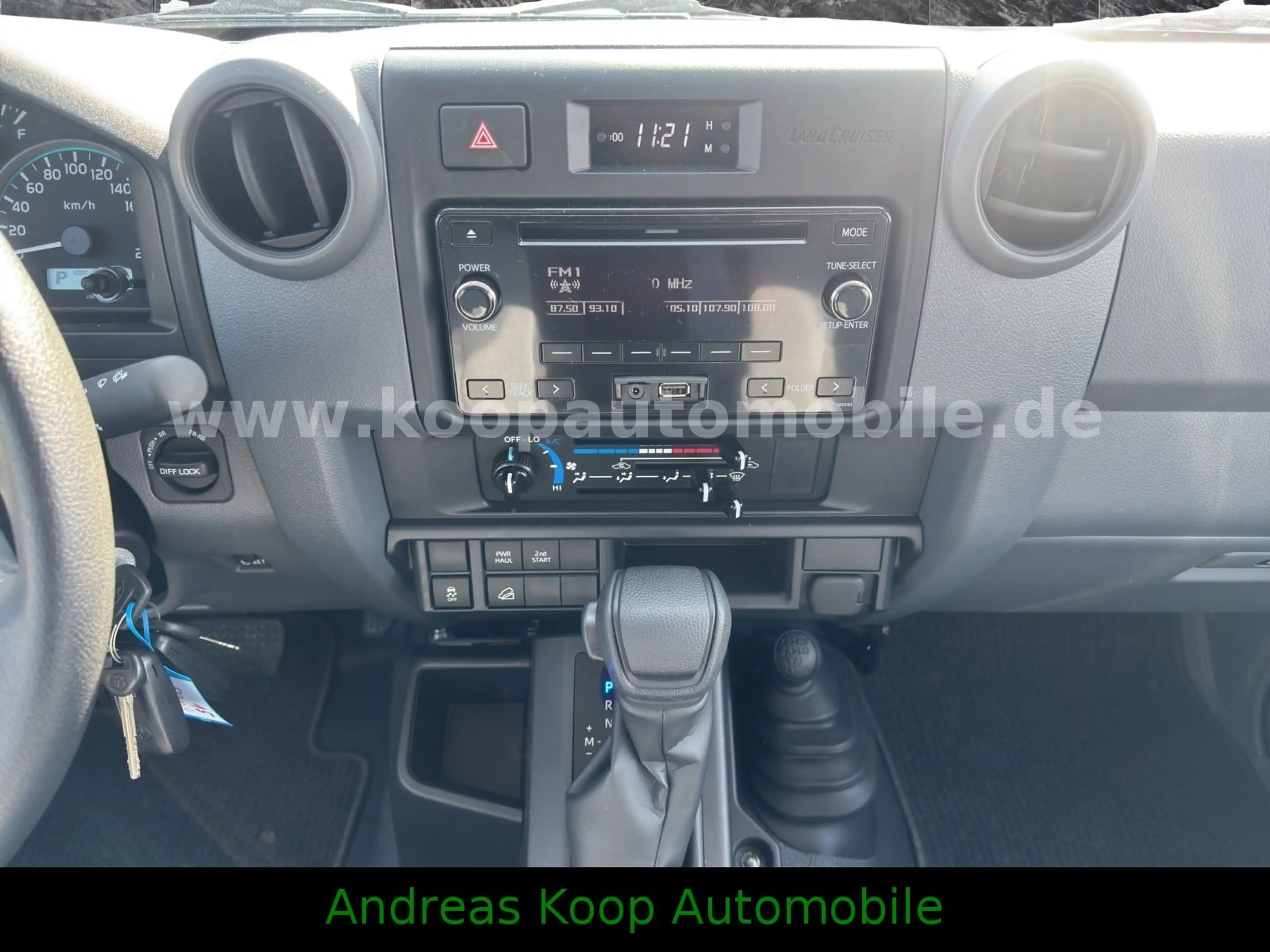Toyota Land Cruiser GRJ 79 DC LX 40th Automatik SOFORT — photo 7
