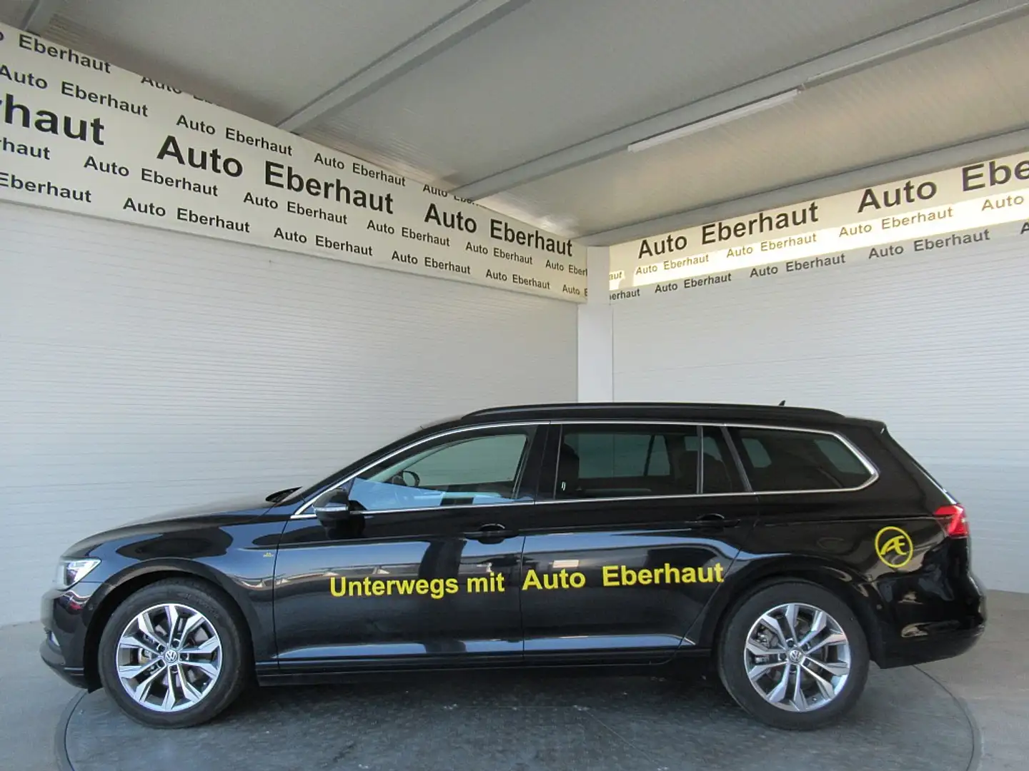 Volkswagen Passat Variant Comfortline 2,0 TDI DSG {BASTLERFAHRZEUG} Schwarz - 2