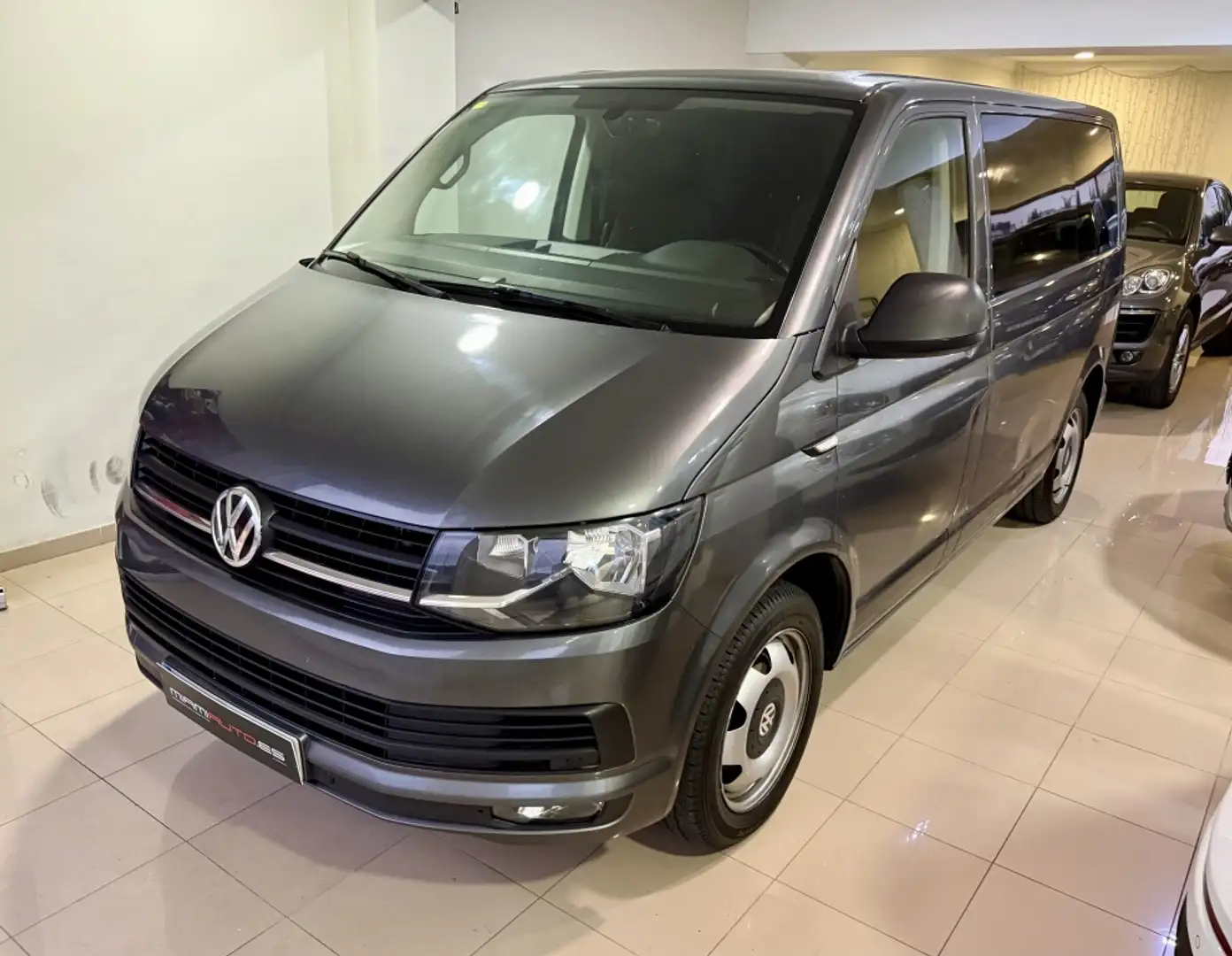 Volkswagen VOLKSWAGEN California Monovolumen  Automático de Vert - 1