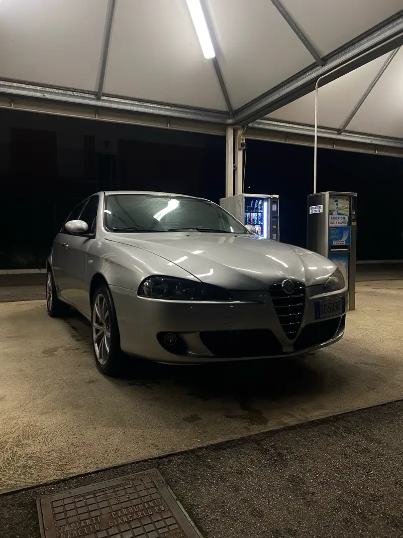 Alfa Romeo 147 5p 1.6 ts 16v Progression 105cv - 2