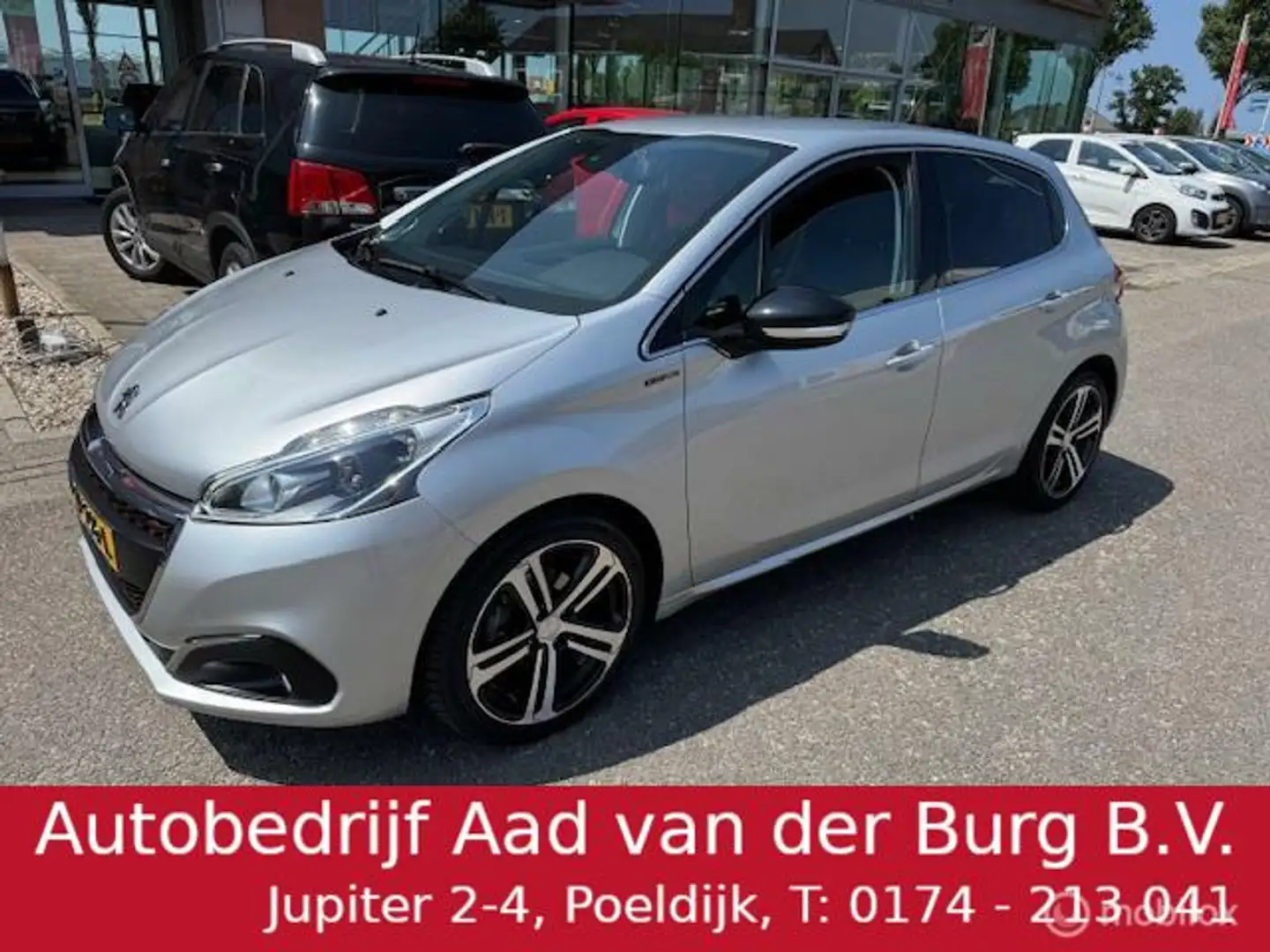 Peugeot 208 110pk 1.2 GT-line , 5 deurs Navigatie en Camera ac Grigio - 1