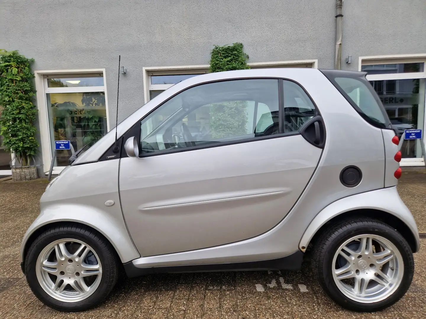 smart forTwo AUTOMATIK,KLIMA,SERVO,SITZH,LEDER INSP+TÜV NEU Silber - 2