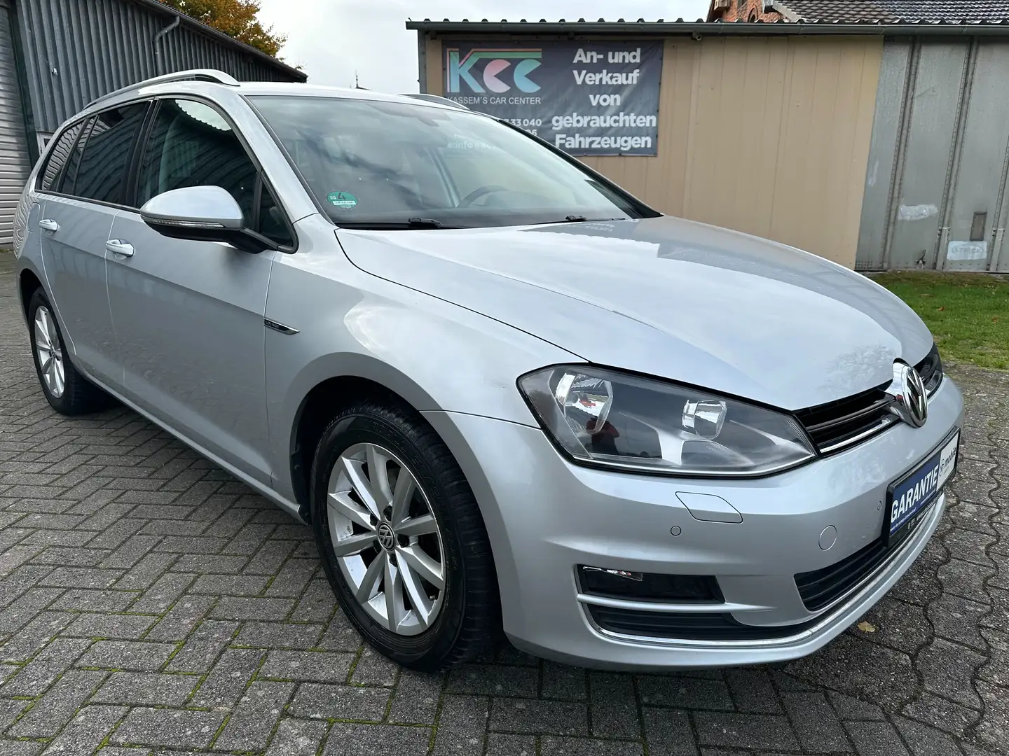 Volkswagen Golf Variant Lounge BMT (Tüv Neu +Garantie ) Grau - 1