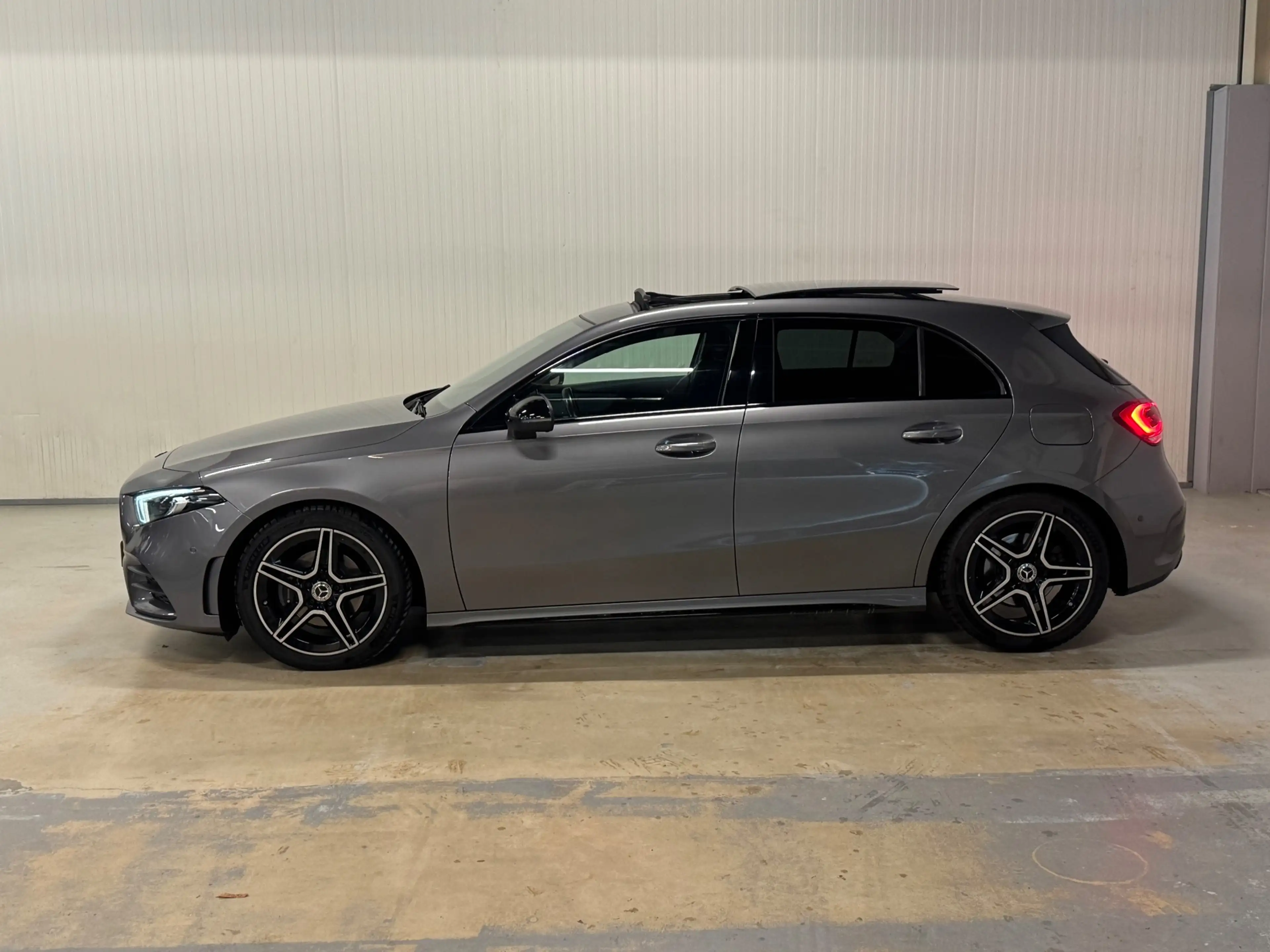 Mercedes-Benz A 200 Business Solution AMG | PANO | NIGHT | LED | CRUIS — photo 17