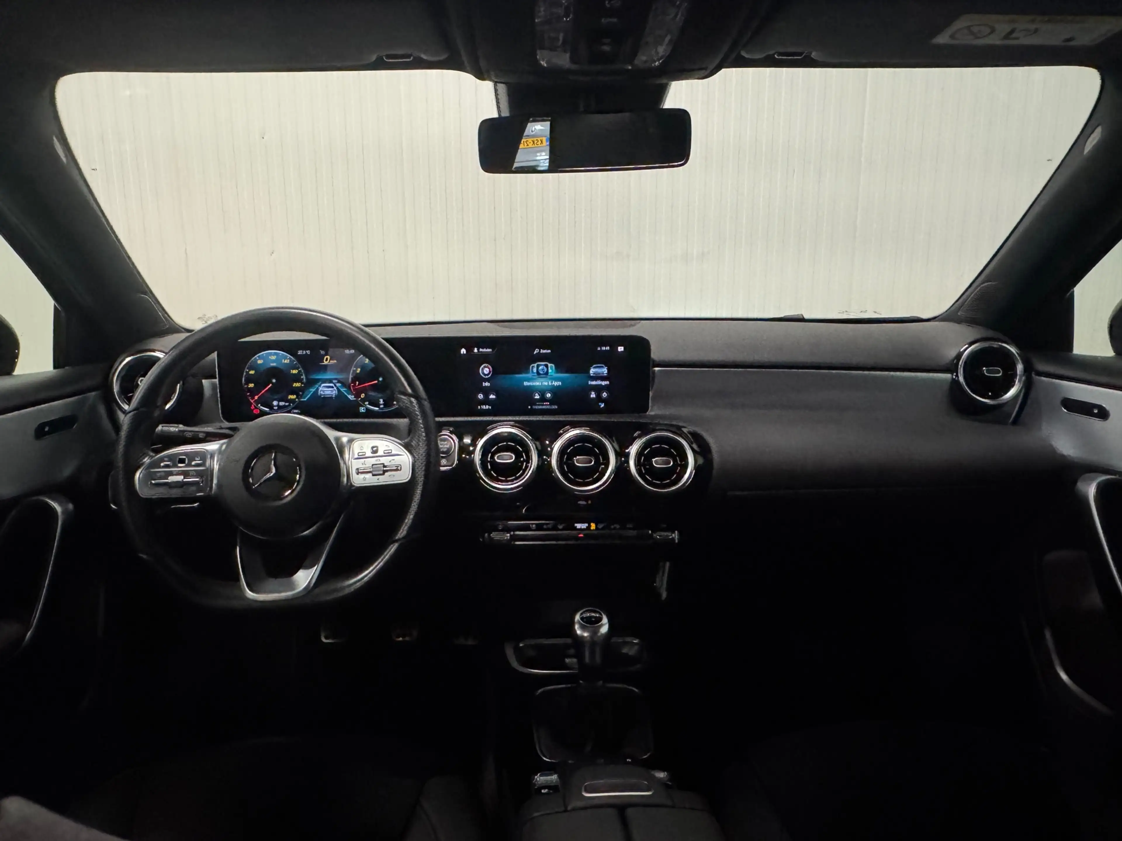 Mercedes-Benz A 200 Business Solution AMG | PANO | NIGHT | LED | CRUIS — photo 3