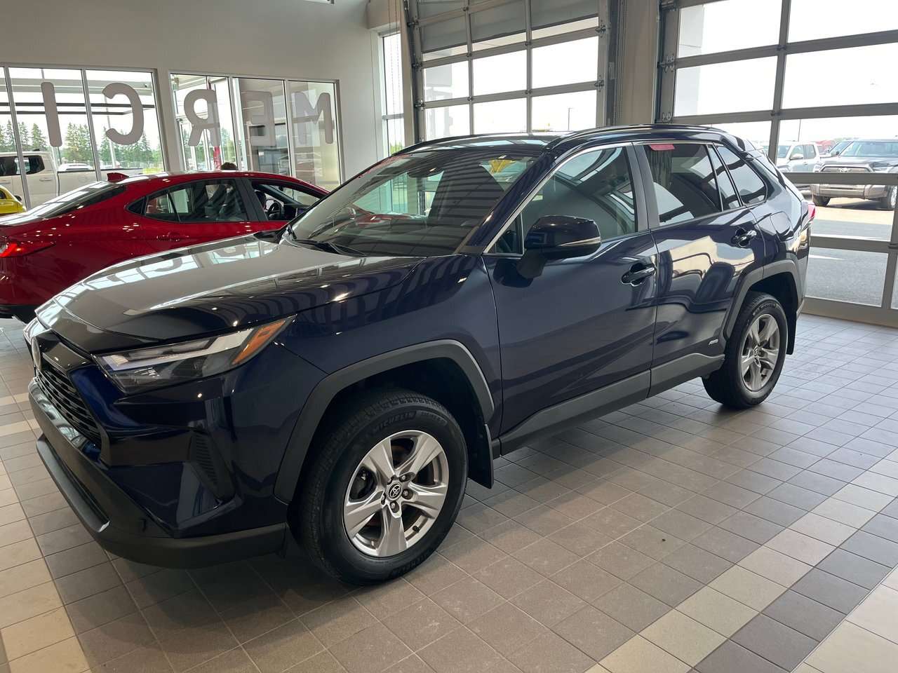 2023 Toyota RAV4 Hybrid XLE ECONOMIQUE — снимка 1