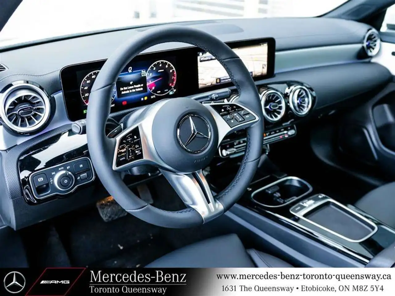 Mercedes-Benz CLA снимка Mercedes-Benz CLA