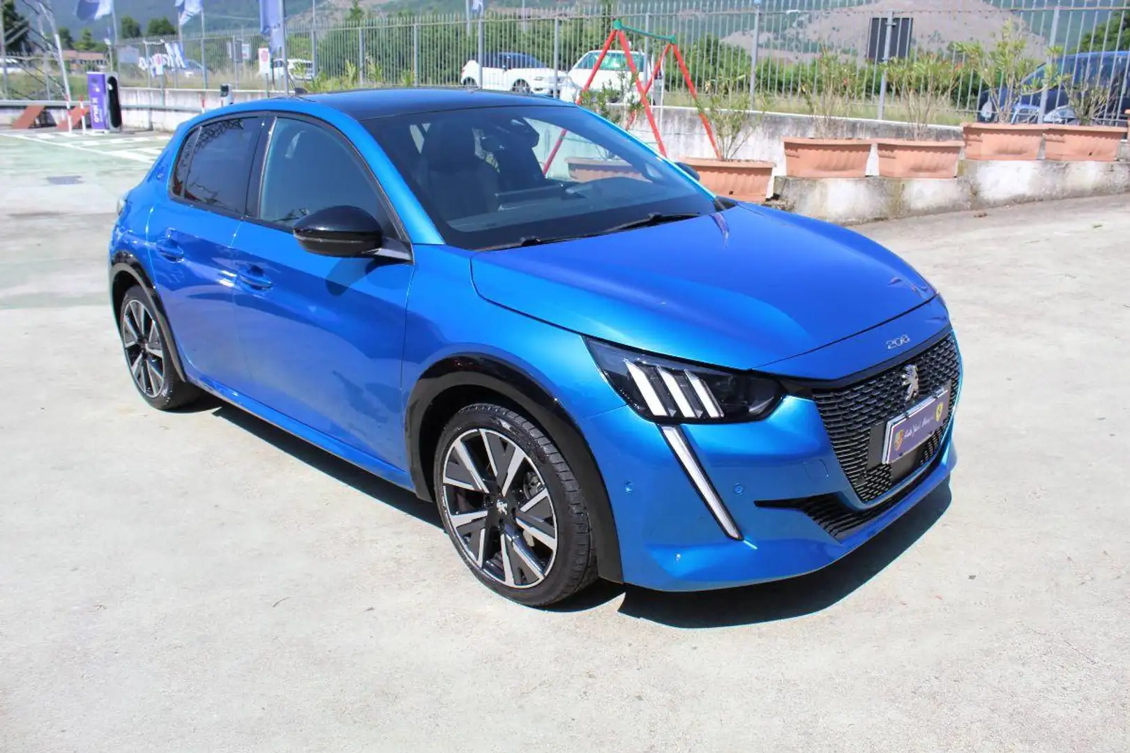 Peugeot 208 PureTech 100 S&S 5p. GT Line Blu/Azzurro - 2
