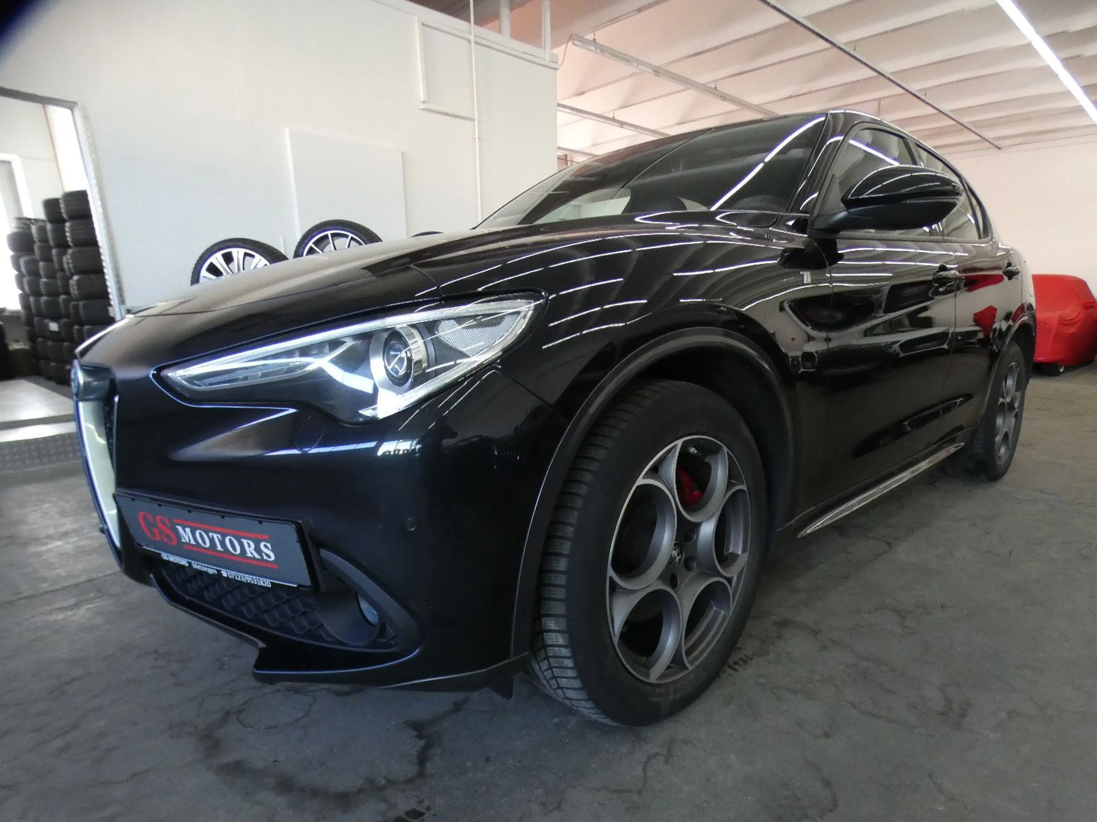 Alfa Romeo Stelvio Ti Q4 2.2 JTDM*NAVI*BI-XENON*ACC*HAGEL — photo 3