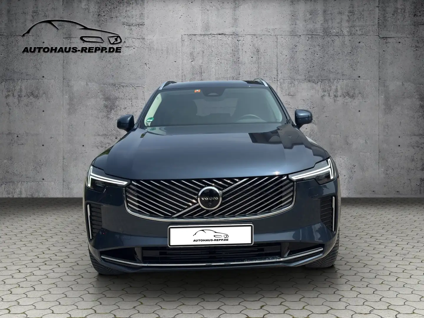 Volvo XC90 T8 Plug-in Hybrid AWD Plus Bright Recharge Blau - 2