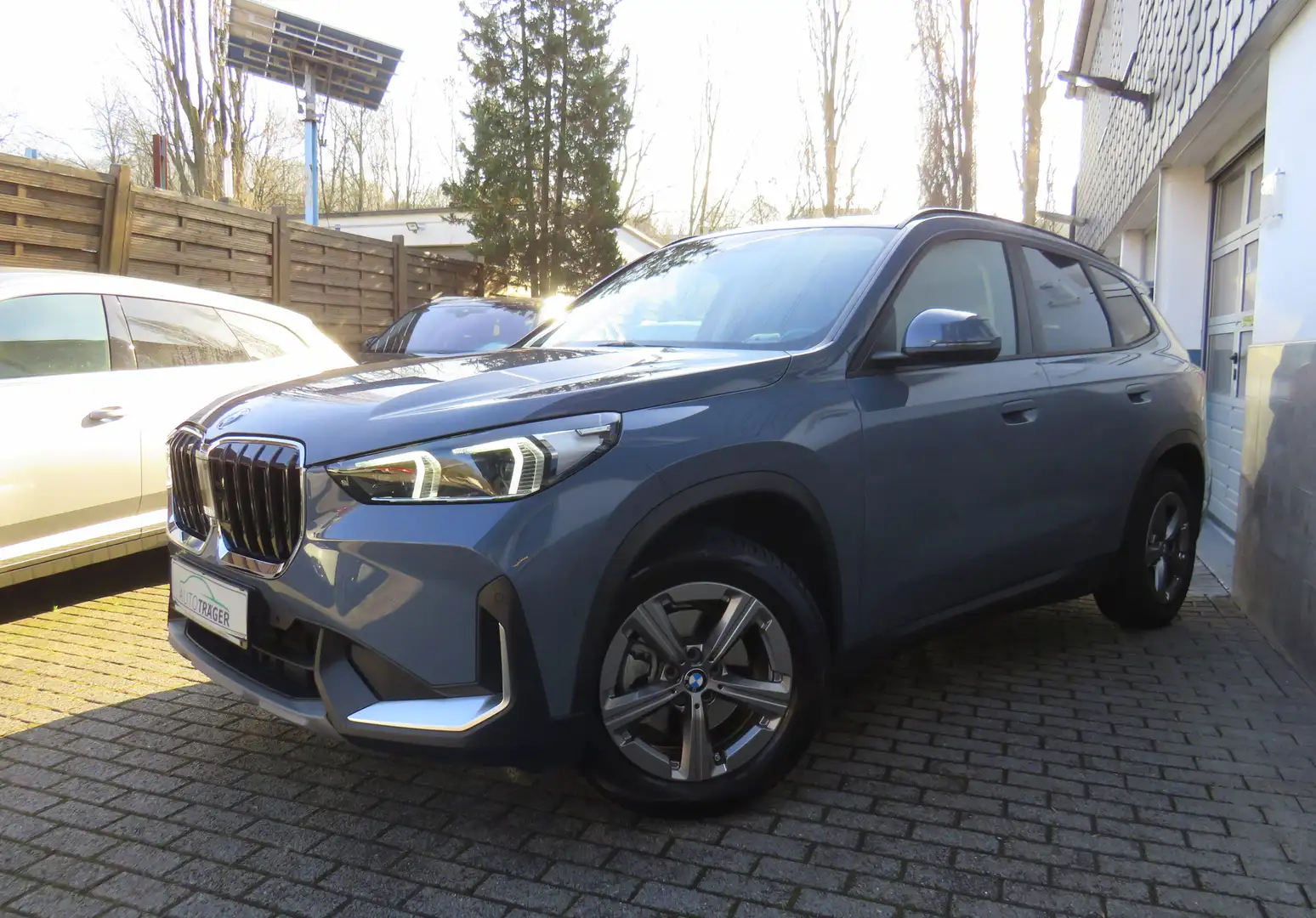 BMW X1 18 d sDrive Facelift / LED, R-Kam, Top Gris - 2