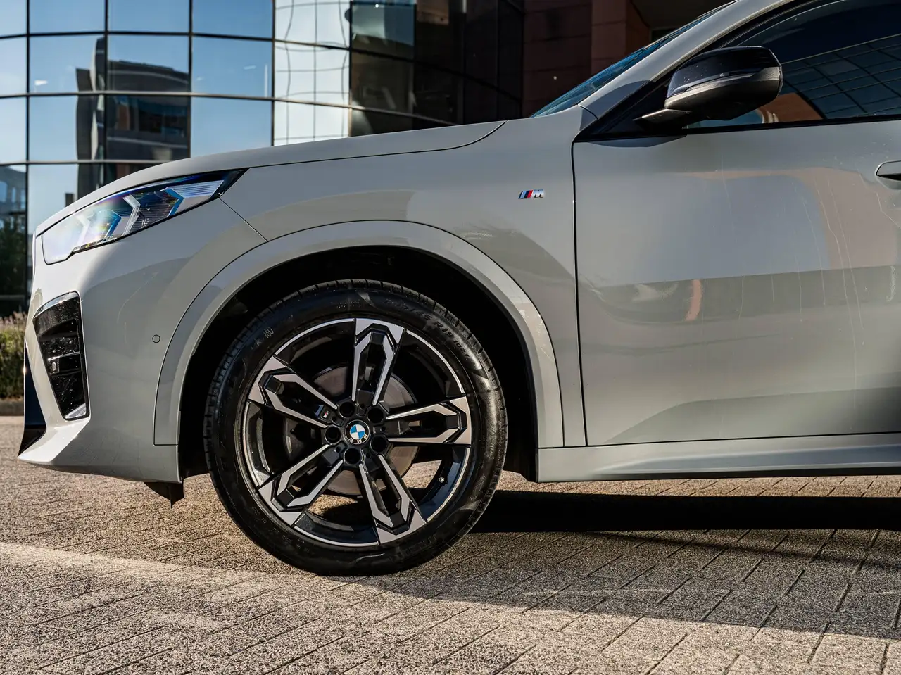BMW X2 PACK M *LED*ALCANTARA/CUIR*BROOKLYN GRAU*SHADOW LINE, миниатюра 5