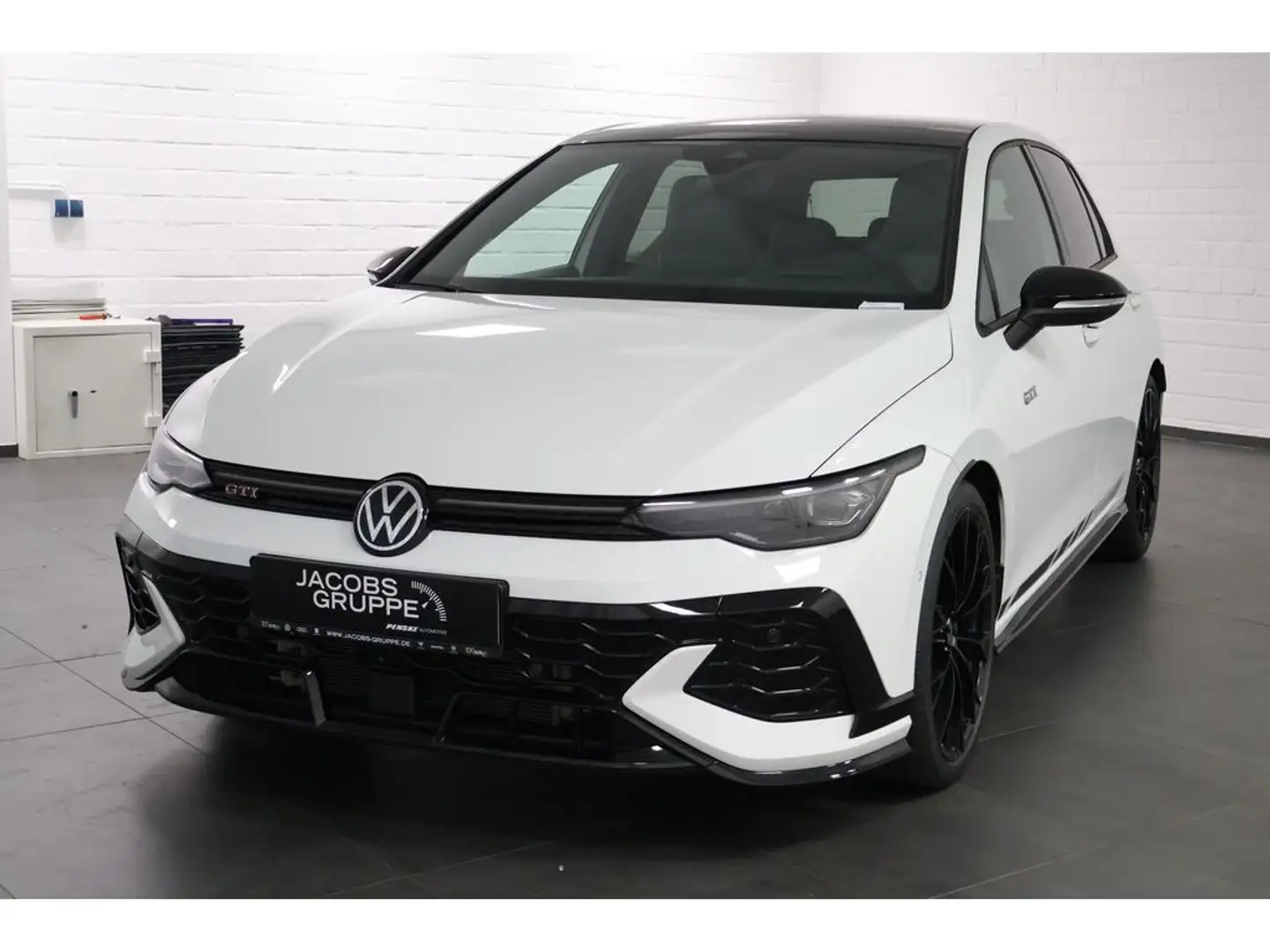 Volkswagen Golf VIII 2.0 TSI GTI Clubsport "Black Style" Weiß - 2