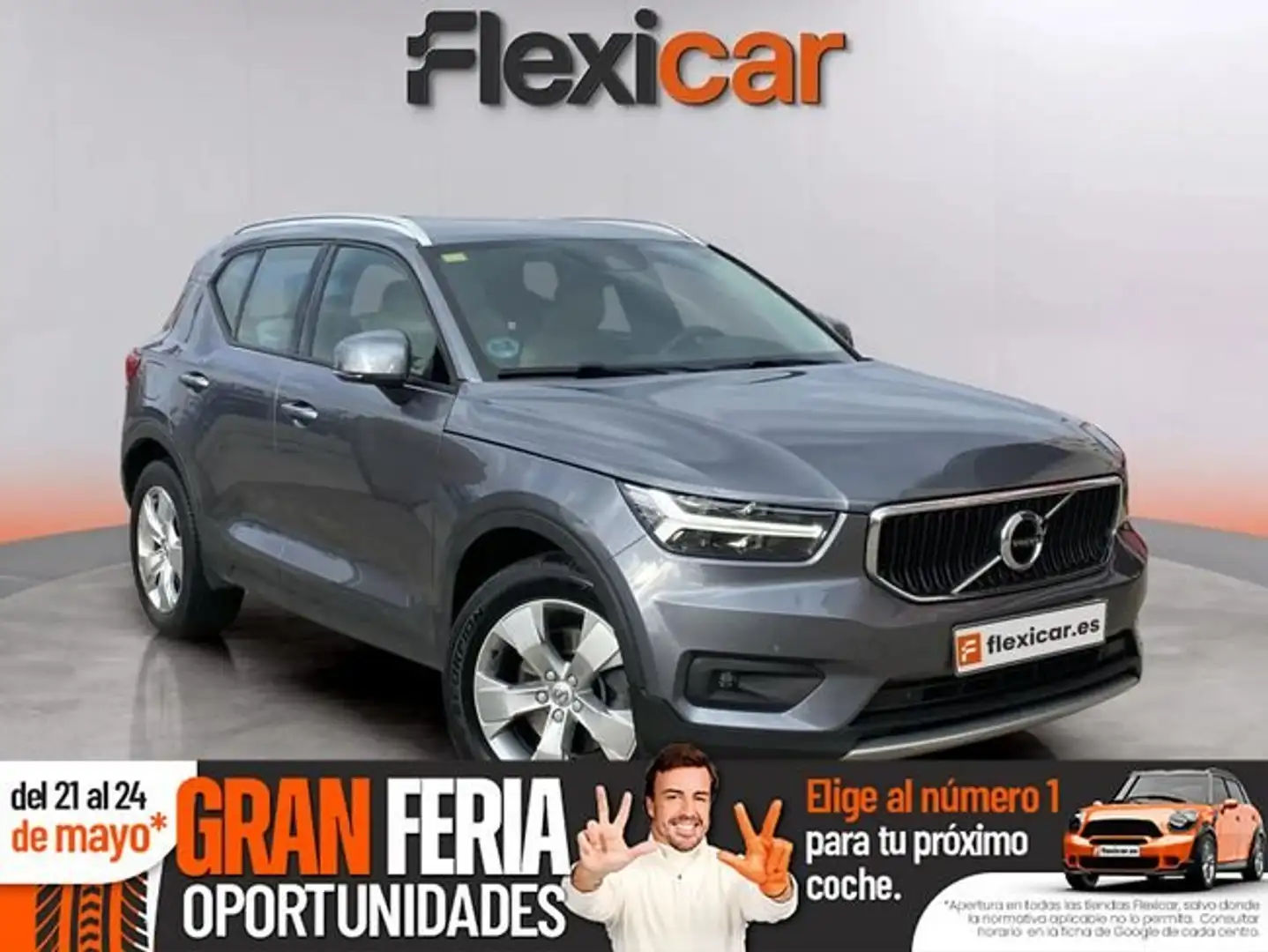 Volvo XC40 D4 Momentum AWD Aut. Gris - 1