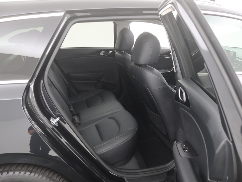 Kia Ceed SW / cee'd SW Sportswagon 1.4 T-GDi ExecutiveLine AUTOM. PANODAK — photo 29