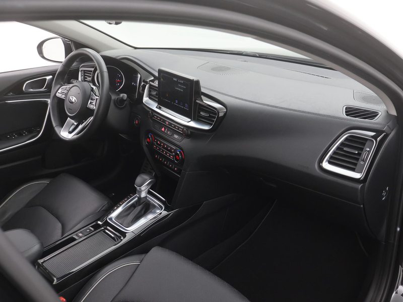 Kia Ceed SW / cee'd SW Sportswagon 1.4 T-GDi ExecutiveLine AUTOM. PANODAK — photo 27