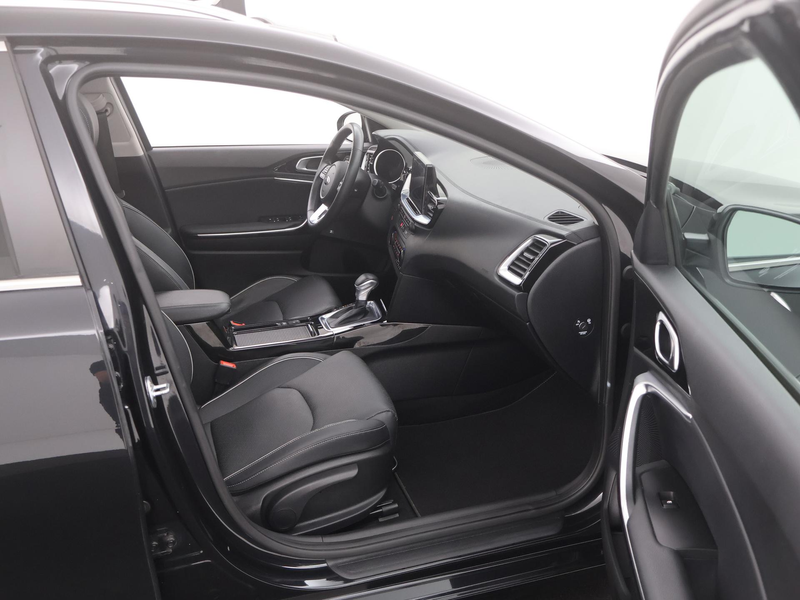Kia Ceed SW / cee'd SW Sportswagon 1.4 T-GDi ExecutiveLine AUTOM. PANODAK — photo 28