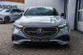 Mercedes-Benz E 300 e 4MATIC AMG Line Gris - thumbnail 24