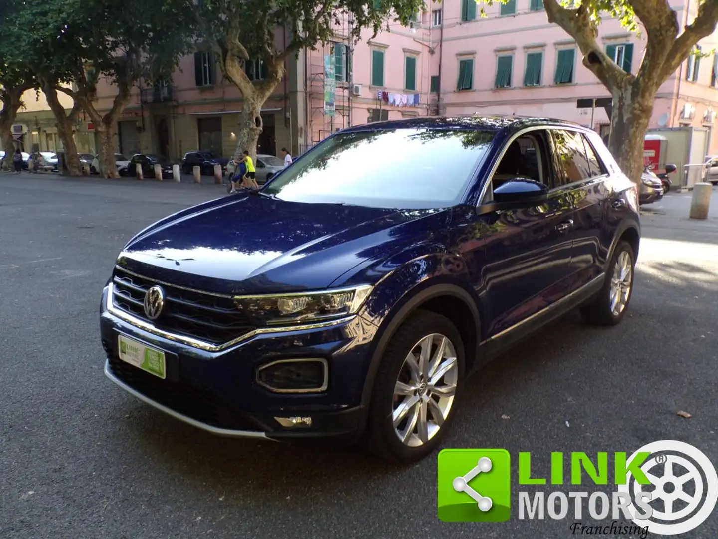 Volkswagen T-Roc 1.6 TDI SCR Advanced BlueMotion Technology Blu/Azzurro - 1