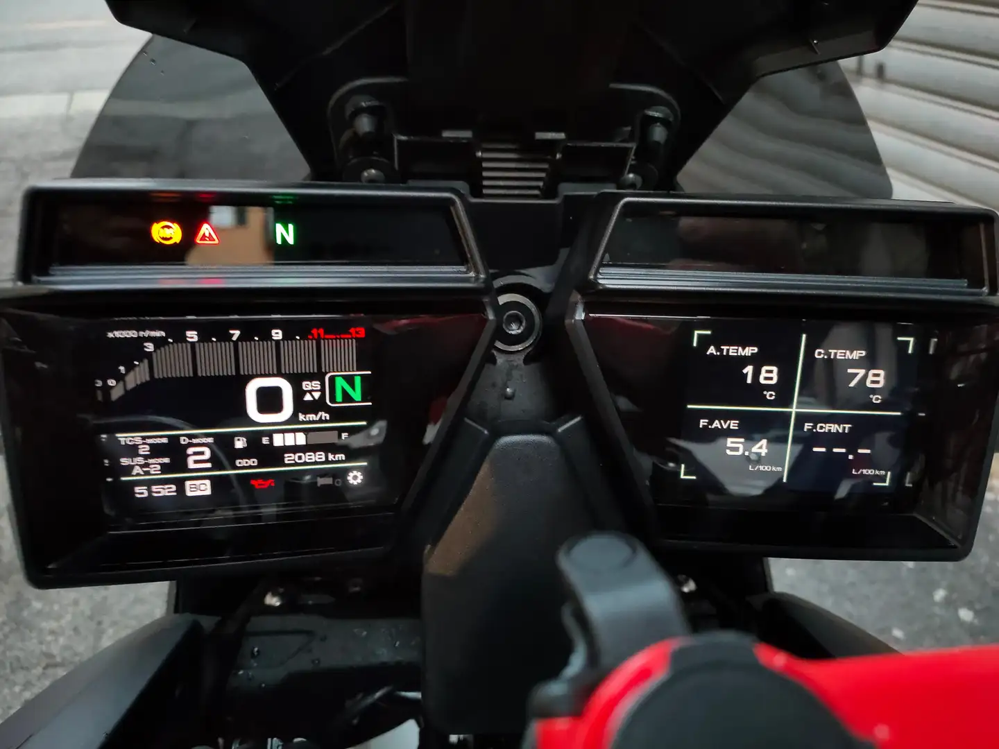 Yamaha Tracer 9 GT RN70B08 Nero - 2