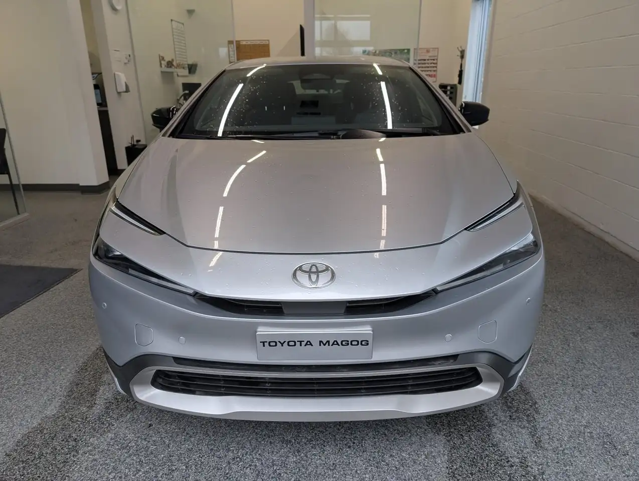 Toyota Prius Prime снимка Toyota Prius Prime