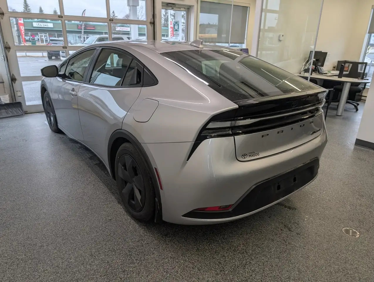 Toyota Prius Prime снимка Toyota Prius Prime