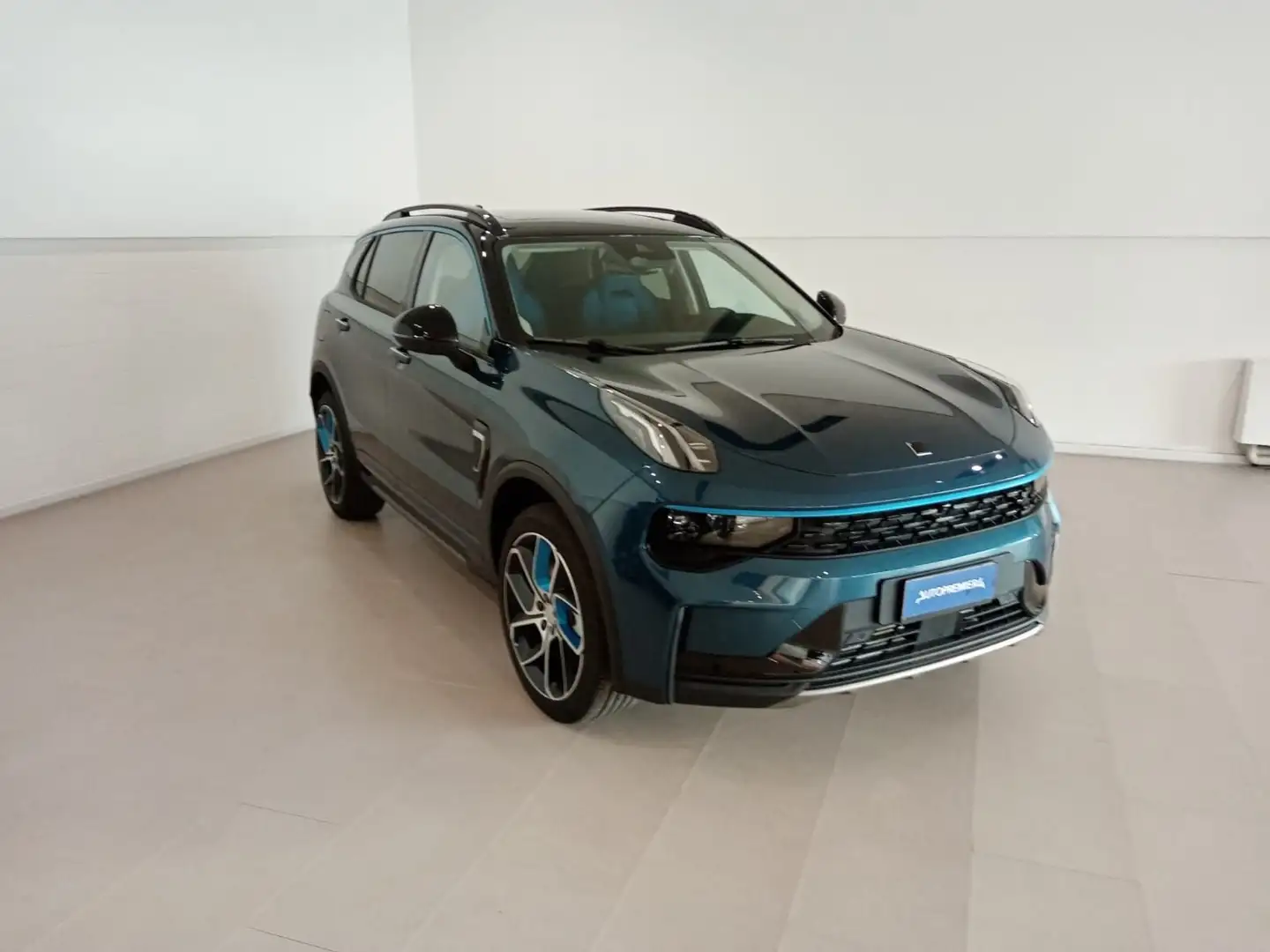 Lynk & Co 01 PHEV + TELECAMERA 360° oltre oneri finanziari Blu/Azzurro - 2