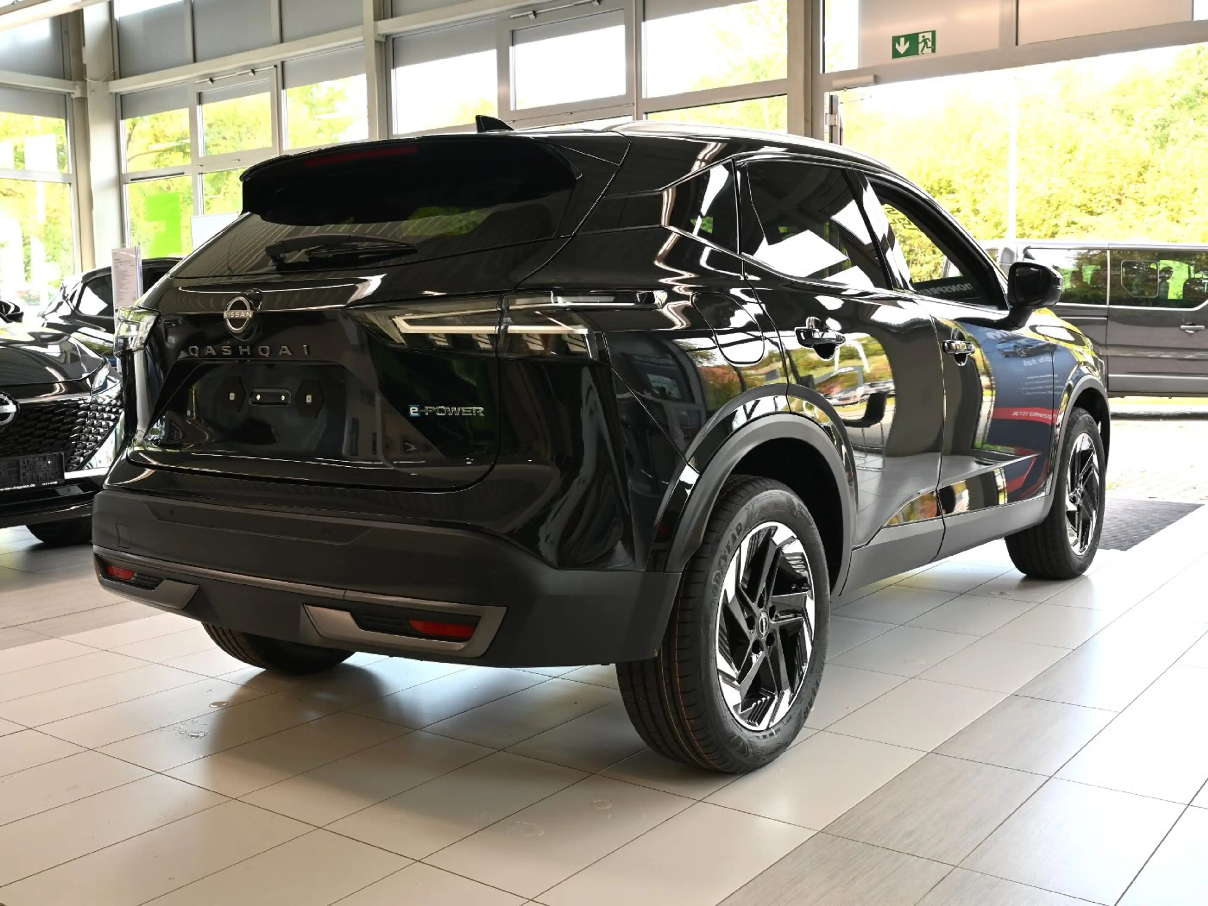 Nissan Qashqai 1.5 e-Power N-Connecta LED+NAVI+PANO+360 — photo 9