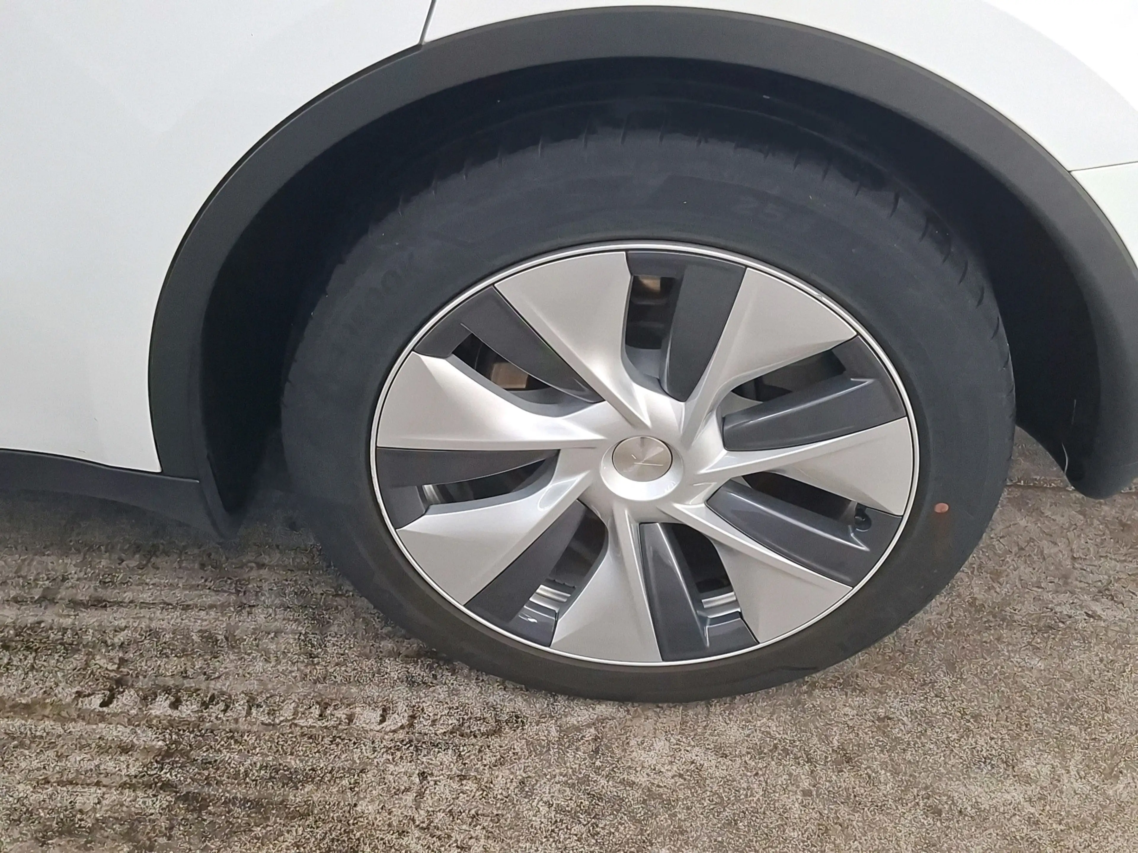 Tesla Model Y 75 kWh 351pk Long Range AWD | SOH 90% | Incl. 24 M — photo 23