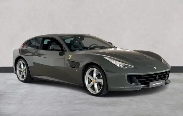 Ferrari GTC4 Lusso
