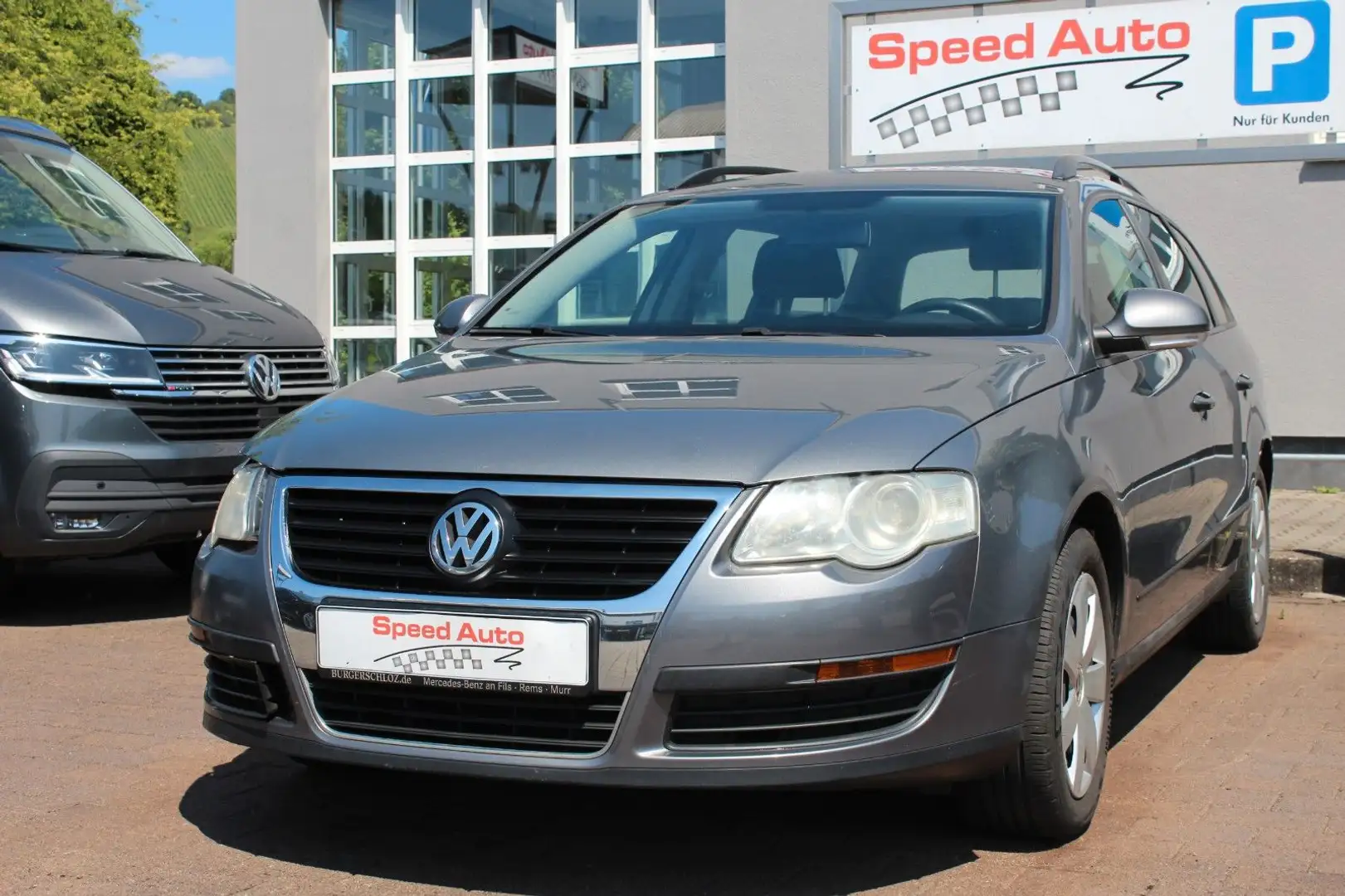 Volkswagen Passat Variant 1.6 Trendline/AHK/SH./FAHRBEREIT Gris - 2