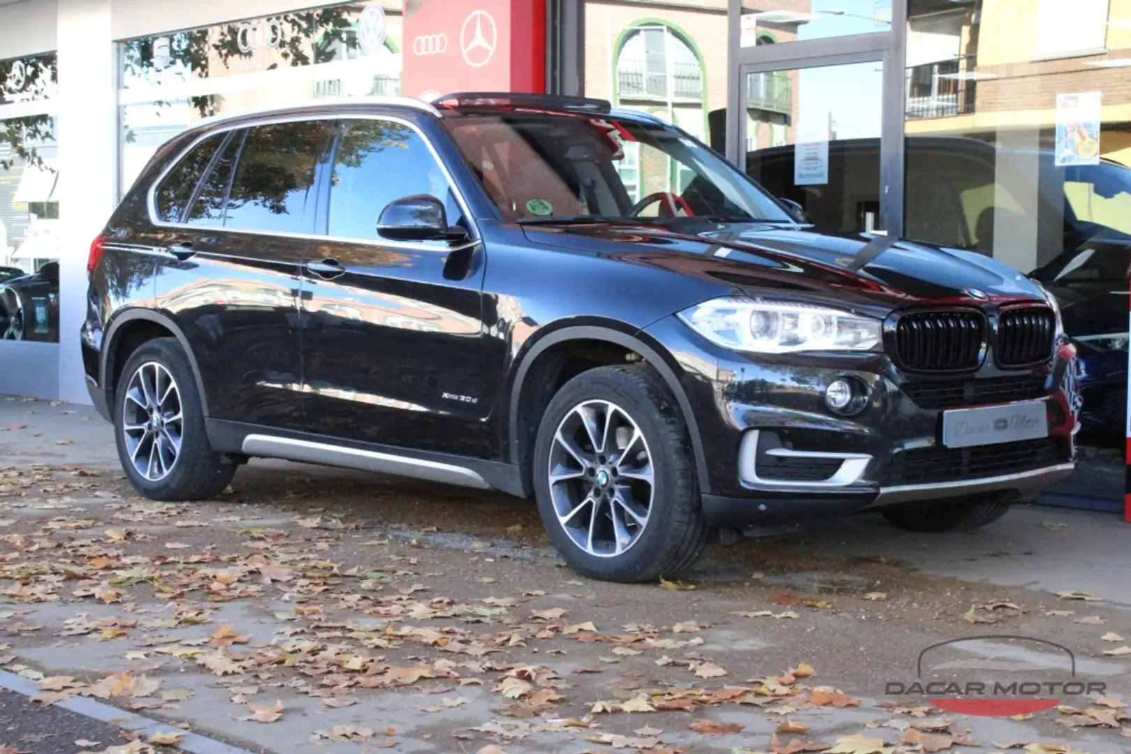BMW X5 xDrive 30dA Negro - 1