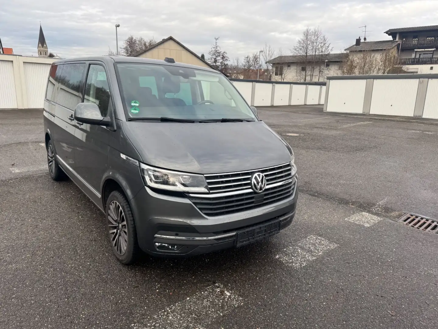 Volkswagen T6 Multivan Generation Six Standh. Grau - 2
