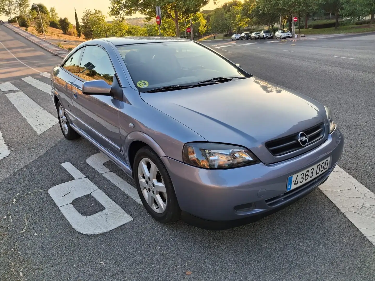 Opel Astra Coupé 1.8 16v Bertone Edition Bertone Edition Gris - 1