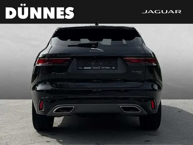Jaguar F-Pace view 7