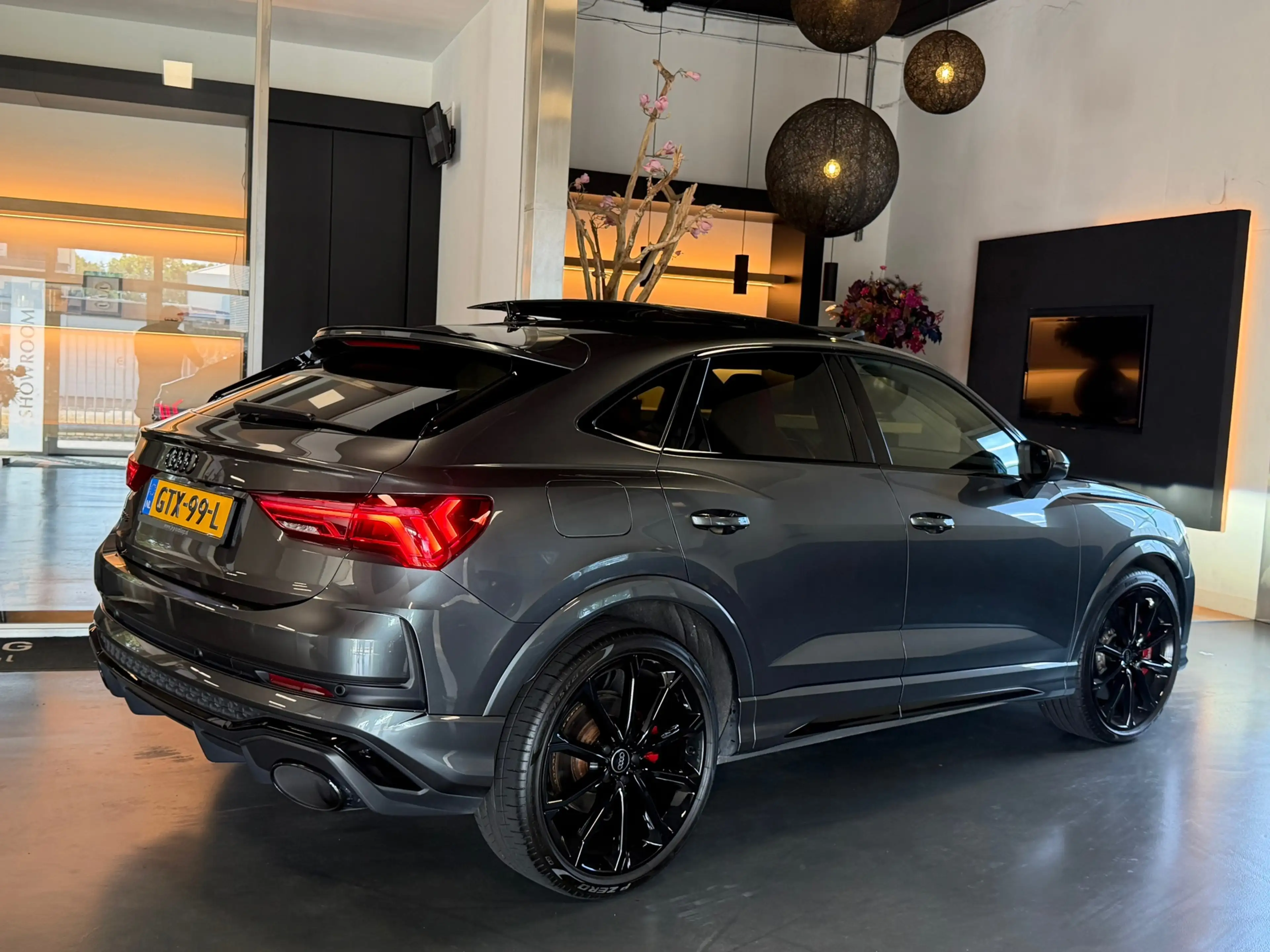 Audi RS Q3 Sportback TFSI RSQ3 Pano RS-seats 360Cam. VOL Memo — photo 4