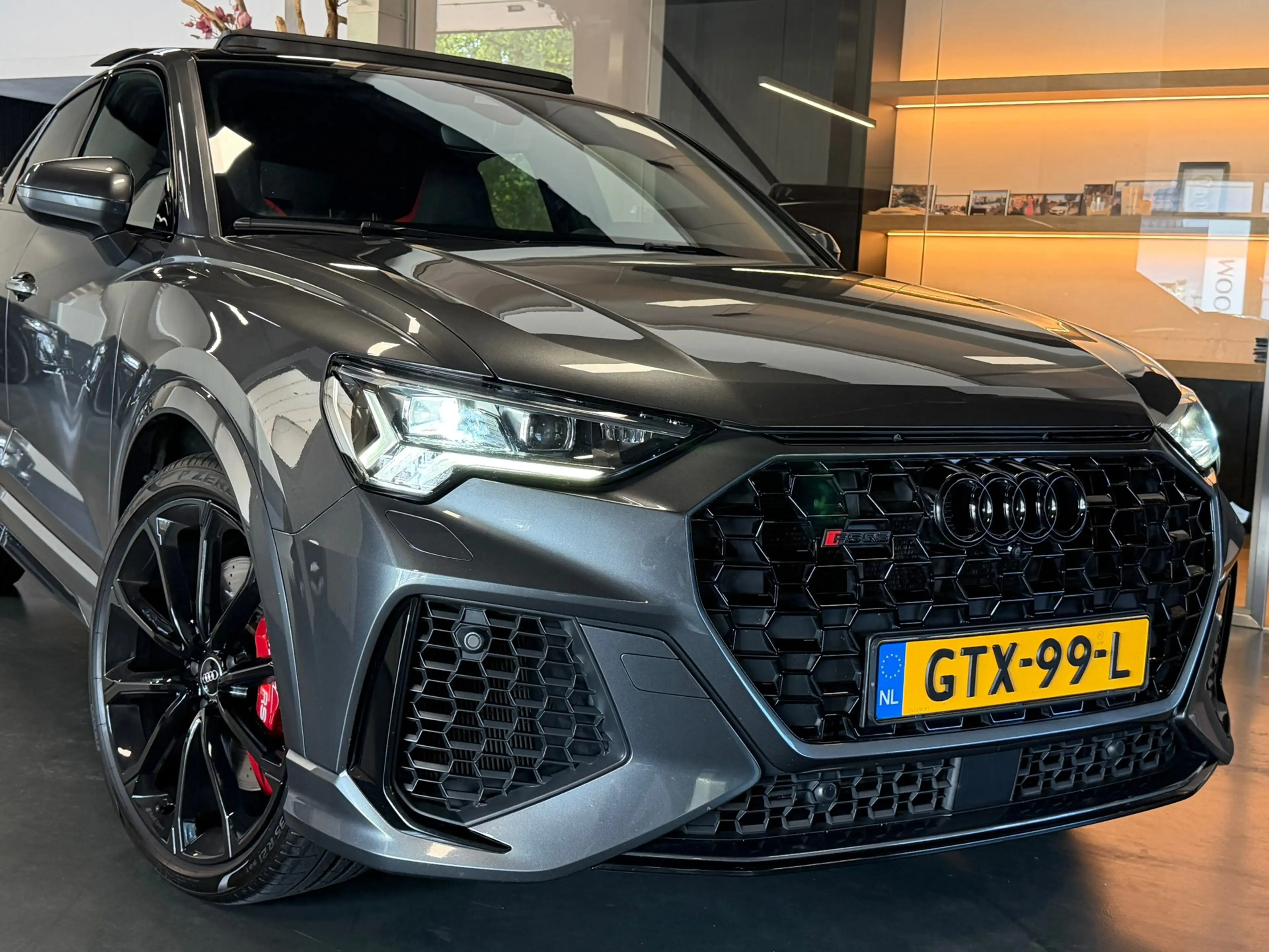 Audi RS Q3 Sportback TFSI RSQ3 Pano RS-seats 360Cam. VOL Memo — photo 15