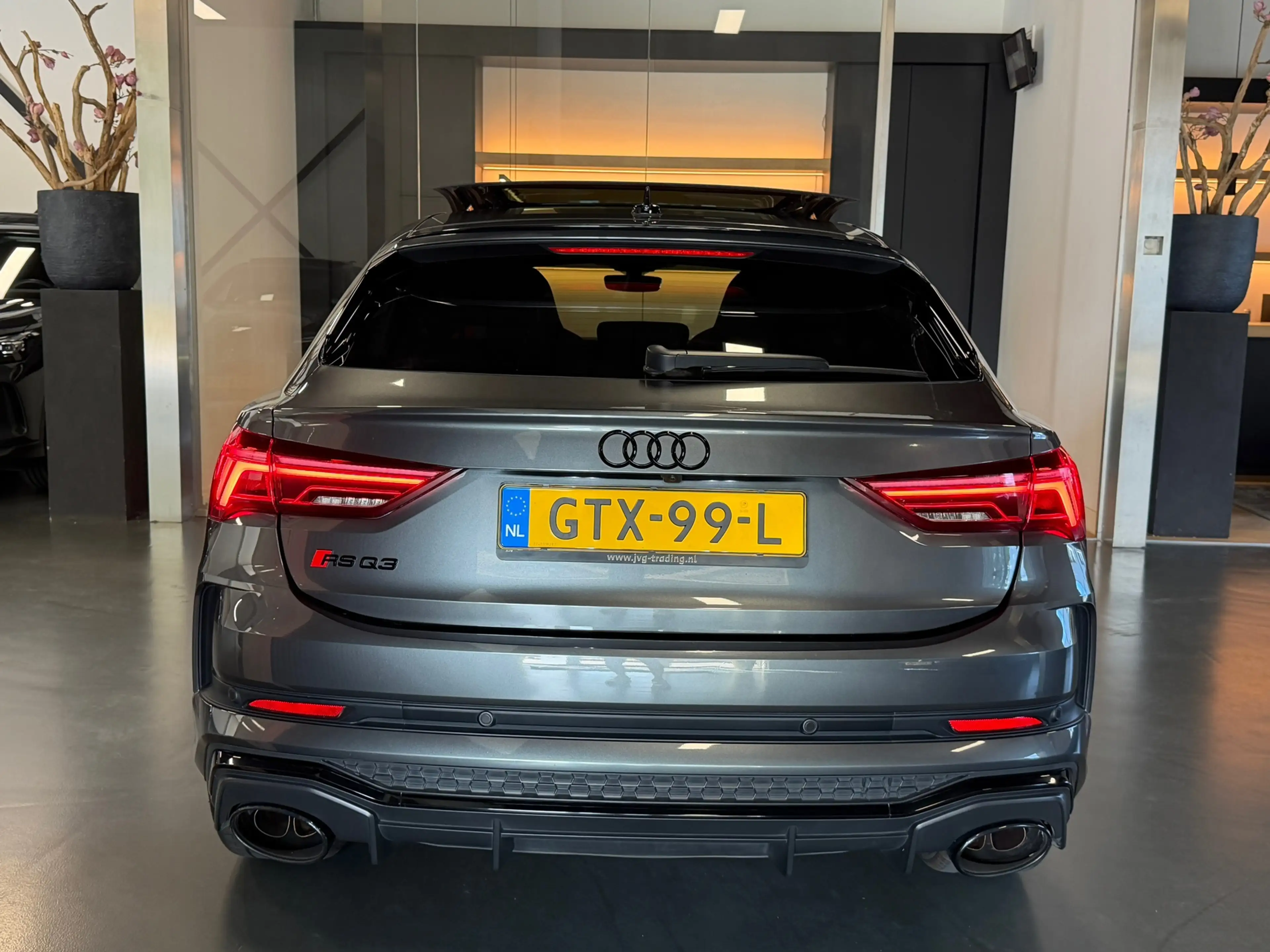 Audi RS Q3 Sportback TFSI RSQ3 Pano RS-seats 360Cam. VOL Memo — photo 9