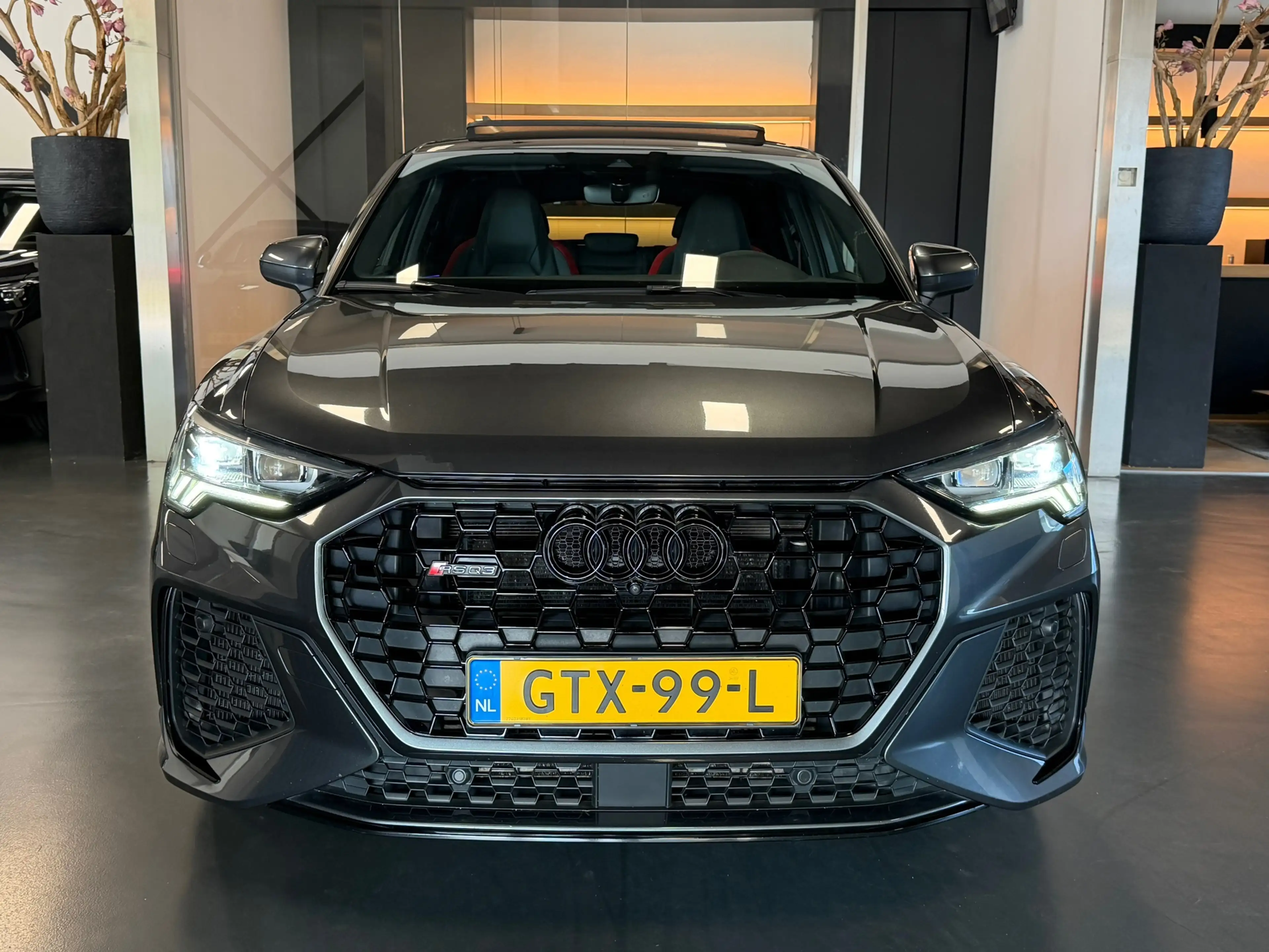 Audi RS Q3 Sportback TFSI RSQ3 Pano RS-seats 360Cam. VOL Memo — photo 8